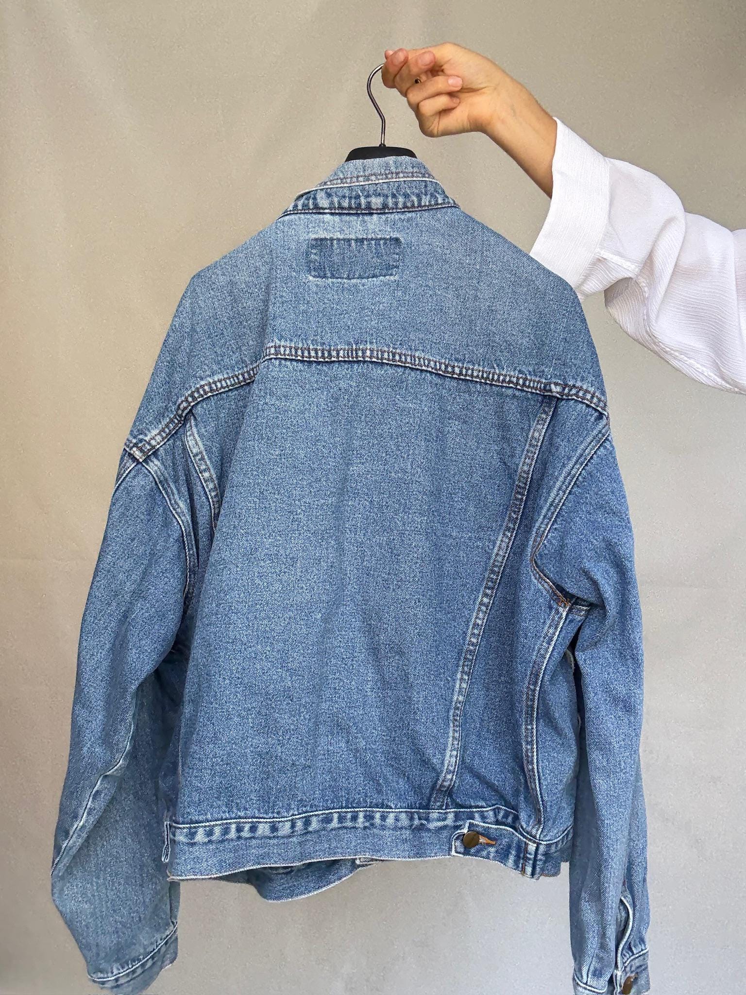 Vintage blue denim 80s jacket, Retro cool menswear, Oversized boyfriend clothing, Punk streetwear, retro 90s Kristen Stewart vibe, US XL