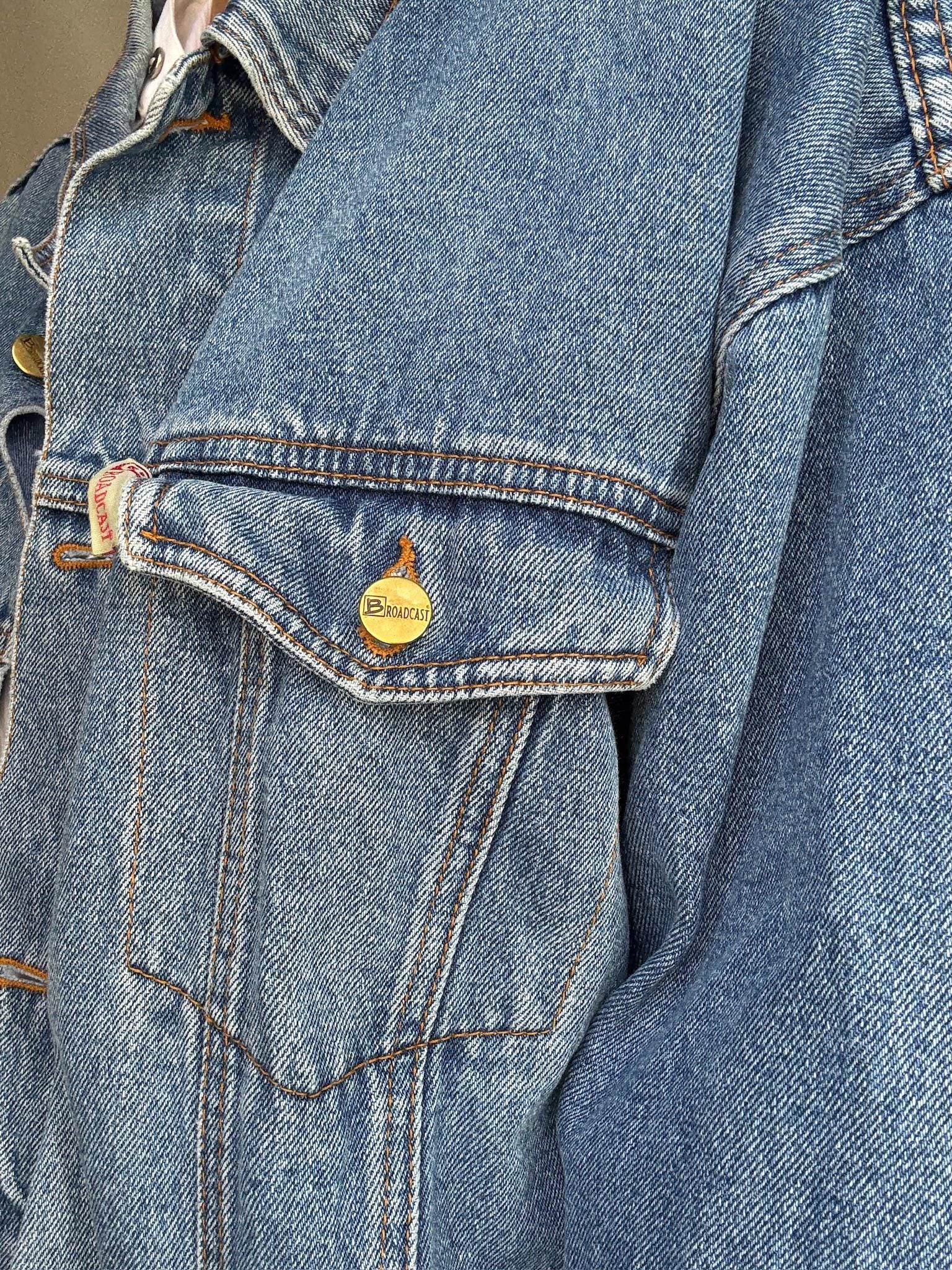 Vintage blue denim 80s jacket, Retro cool menswear, Oversized boyfriend clothing, Punk streetwear, retro 90s Kristen Stewart vibe, US XL