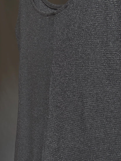Dark gray sleeveless dress, metallic feel, form, fitting silhouette, round neckline, sparkly knit texture, y2k vibe, US XS, party evening