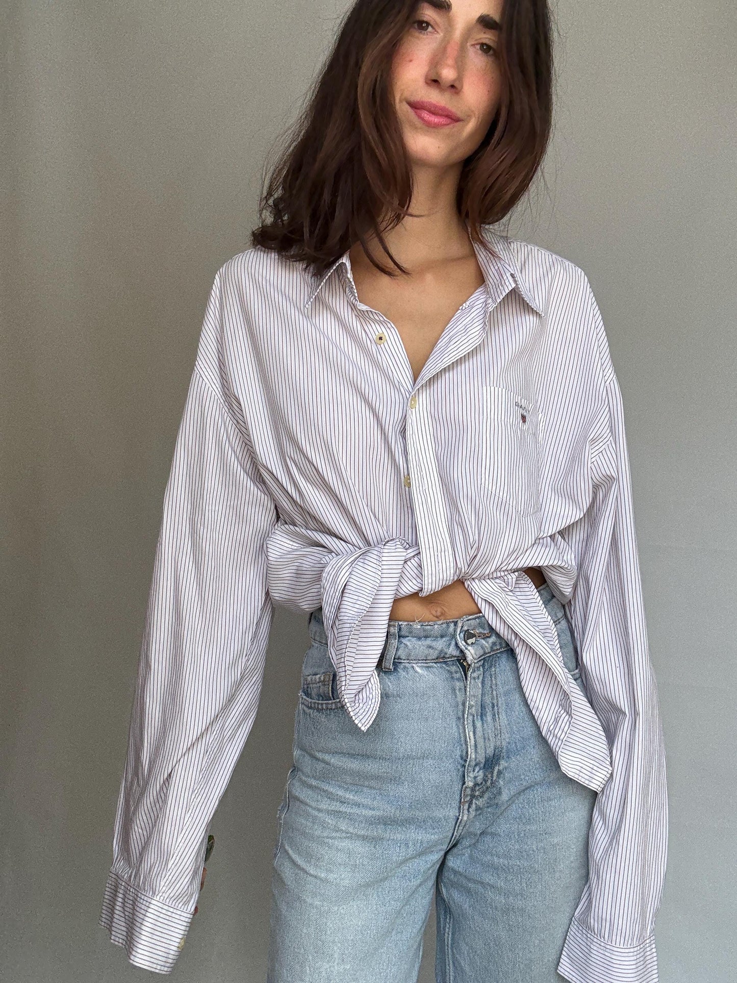 GANT white pinstripe shirt, 100% cotton, regular fit, button, up with logo pocket, preppy Meghan Markle style, US XXL, casual campus wear
