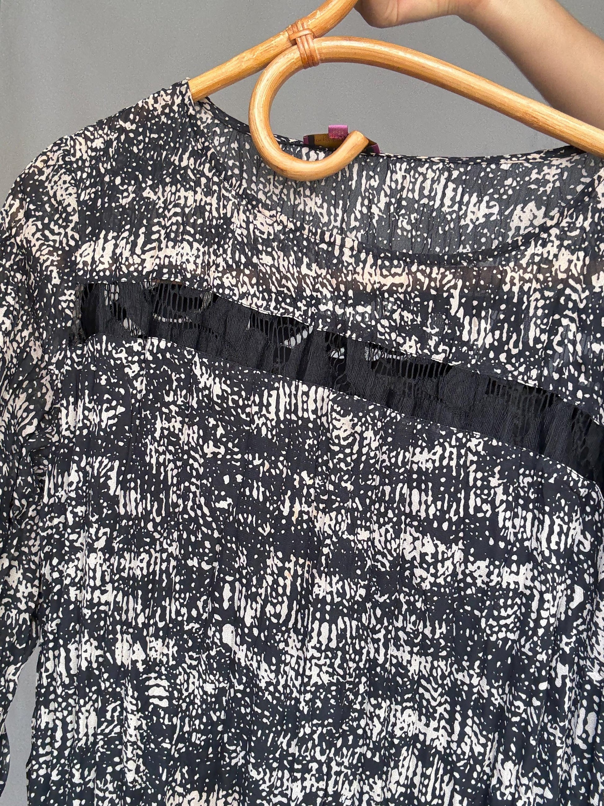 Adolfo Dominguez black and white top, cotton feel, relaxed fit, ruffle embellishments, minimalist style, US L, casual chic