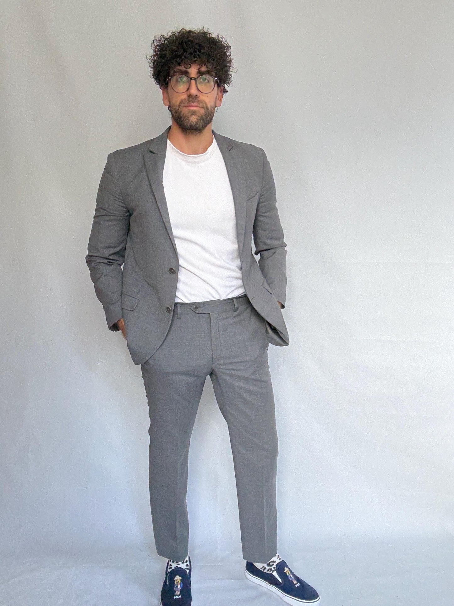 Calvin Klein gray suit, 100% wool, tailored fit, two, button blazer, slim fit trousers, minimalist elegant, US M, formal office wear