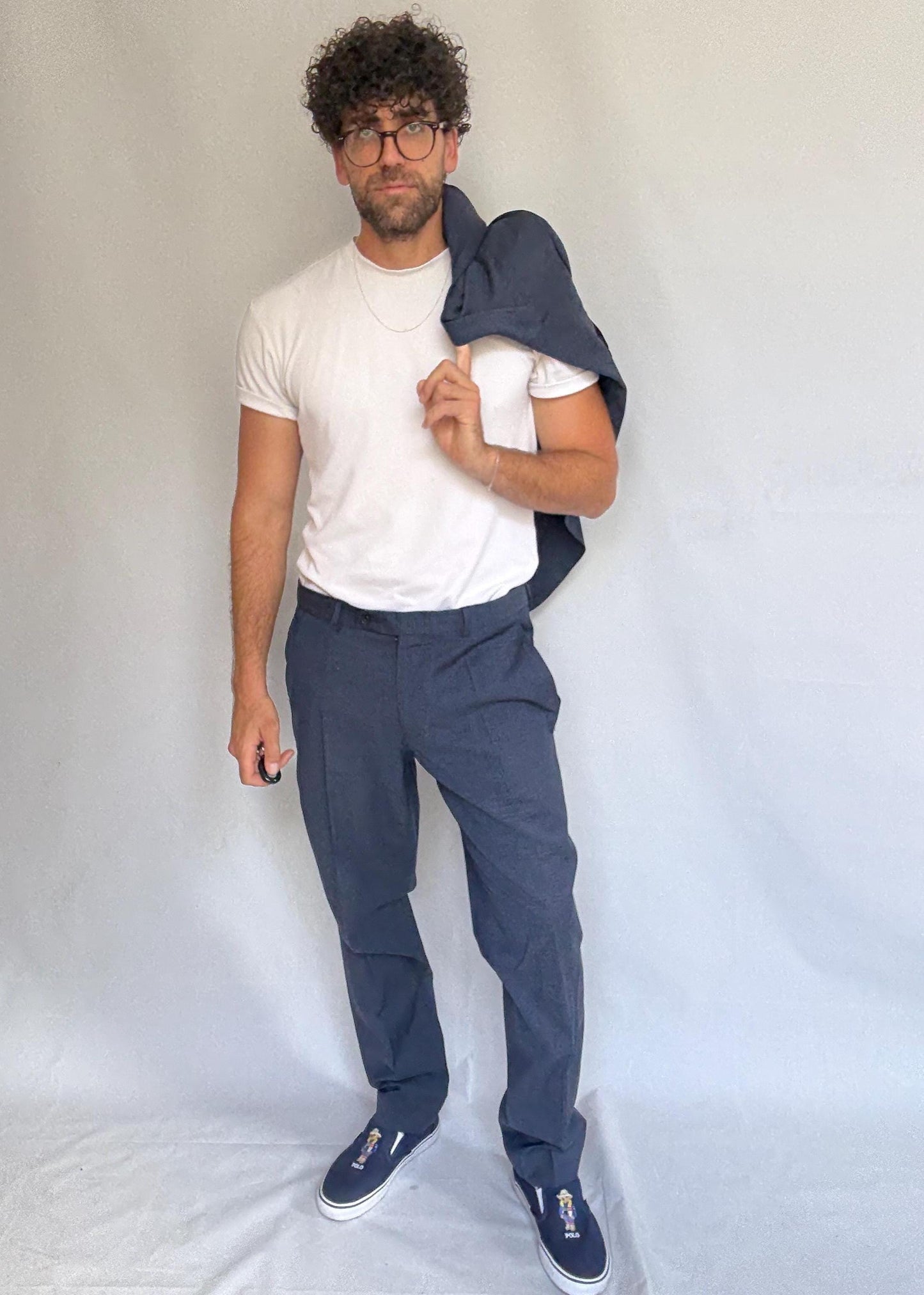 Purificacion Garcia dark blue men suit, pure new wool, tailored fit, 3 inside pockets, elegant formal, US XL, business or special occasion