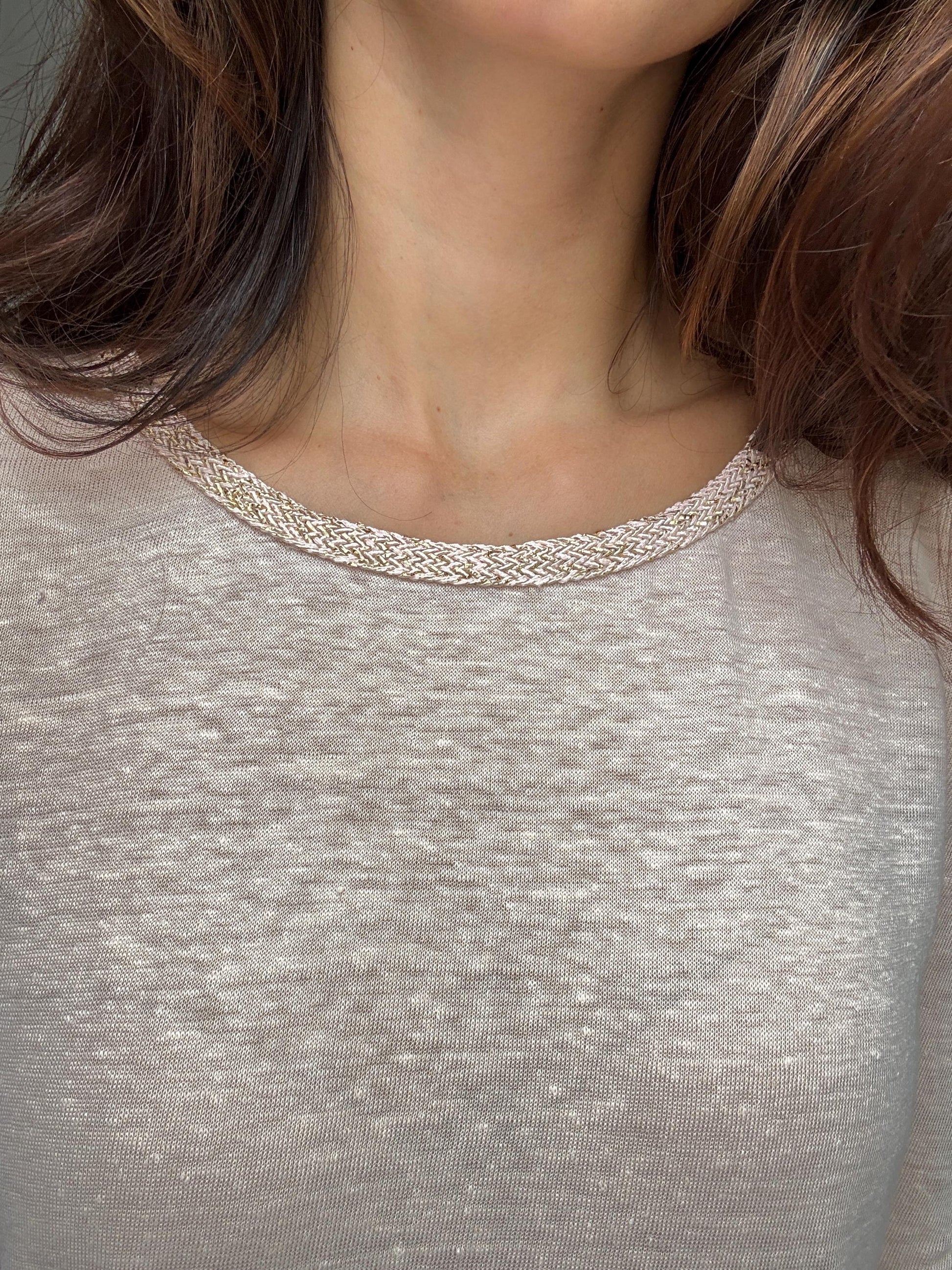 Massimo Dutti light pink shirt with a lovely gold thread neckline, light academia, US L, casual chic t-shirt