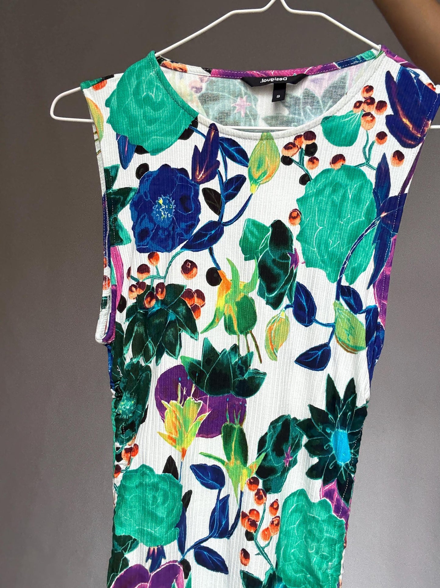 Desigual floral mini dress, feminine fitted silhouette, ribbed texture, adjustable drawstrings, retro 90s, US S, party streetwear