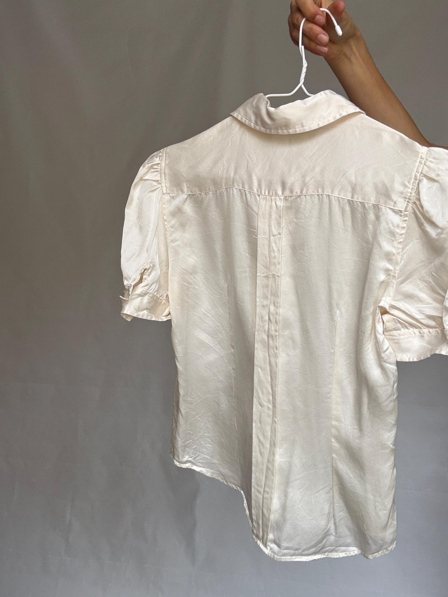 Silky ivory blouse, silk feel, button, down fit, puffed sleeves, minimalist Harry Styles influence, US S, office smart casual
