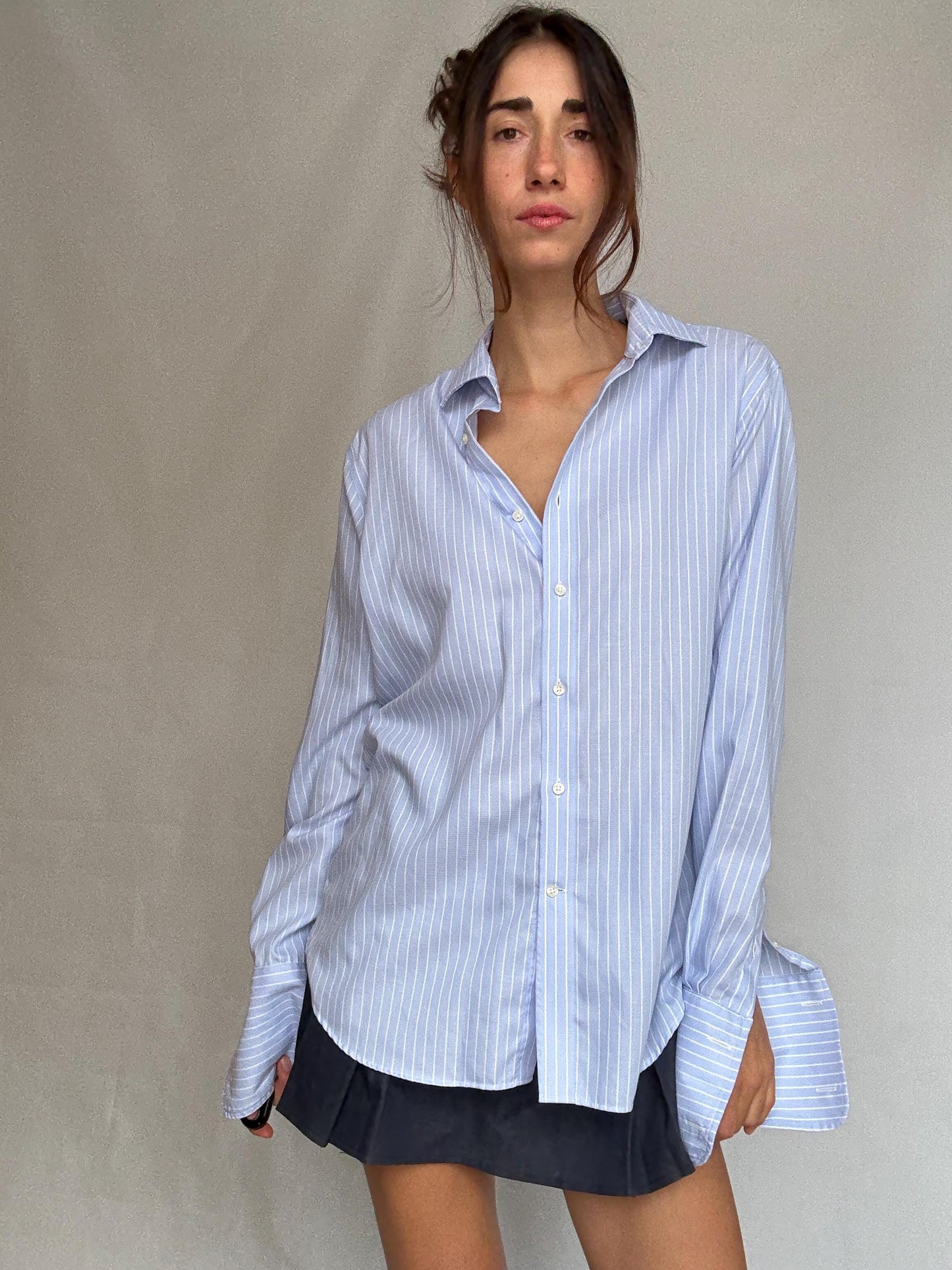 Pedro Del Hierro light blue pinstripe shirt, cotton feel, relaxed fit, buttoned cuffs, vintage 90s, US L, versatile smart wear