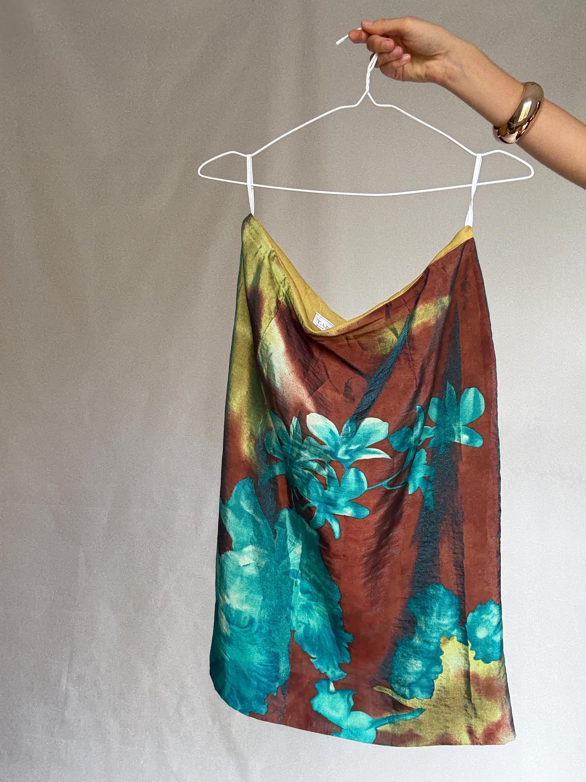 Vintage abstract floral skirt, silky feel, straight cut, colorful print, artistic flair, vintage 90s, US L, evening statement piece