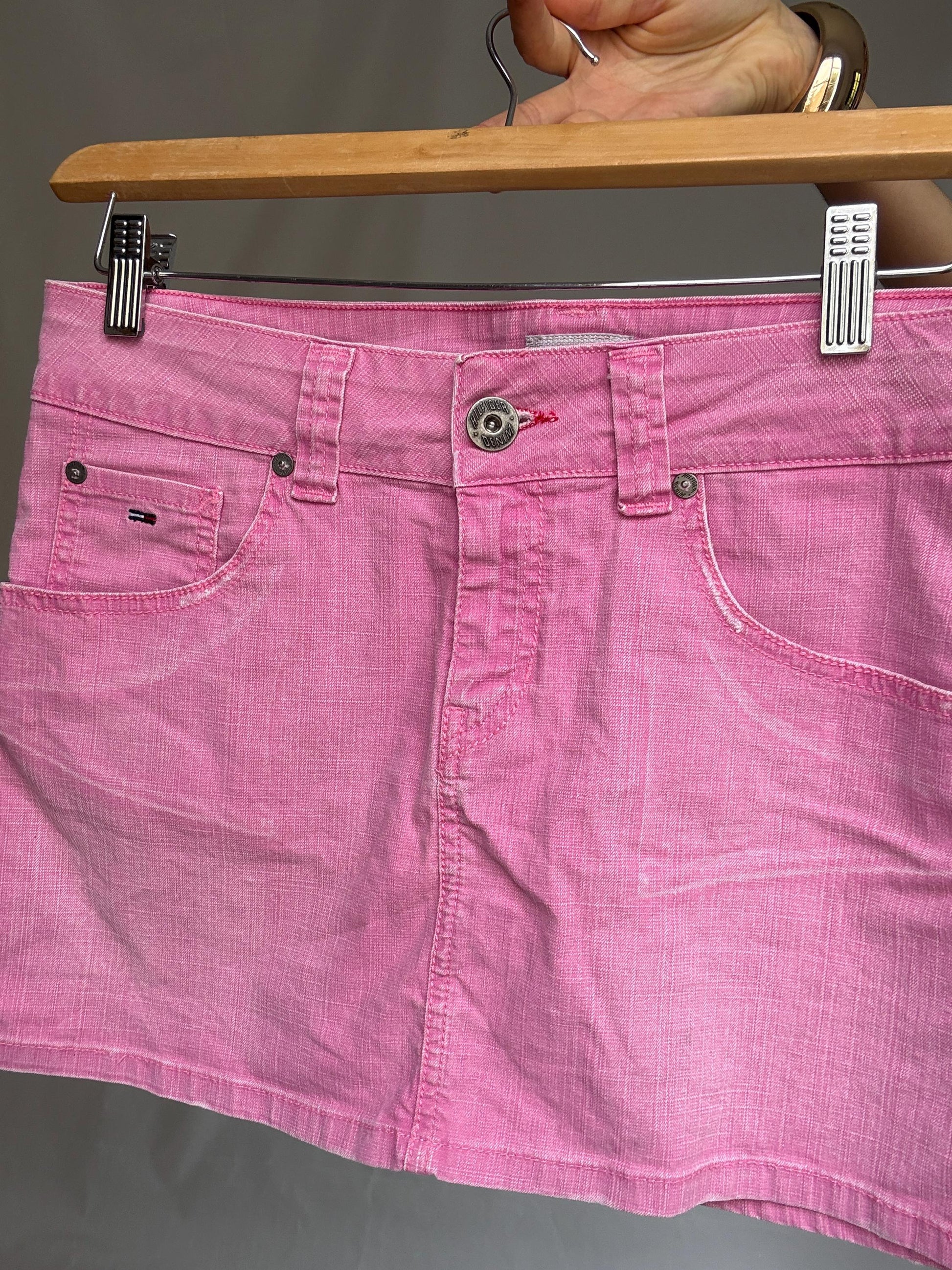 Tommy Hilfiger Pink denim mini skirt, structured fit, front button and zip, logo detail, casual streetwear, US M, versatile outings