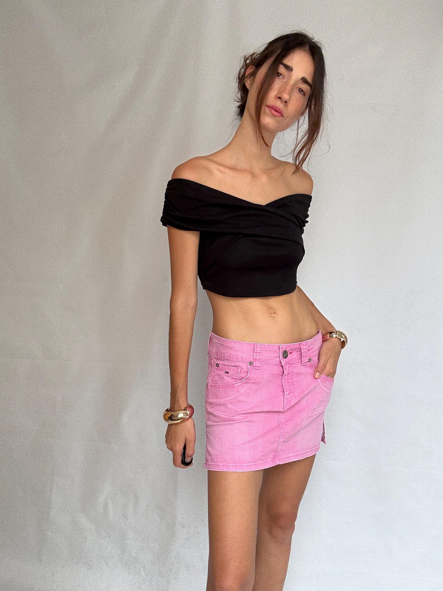 Tommy Hilfiger Pink denim mini skirt, structured fit, front button and zip, logo detail, casual streetwear, US M, versatile outings