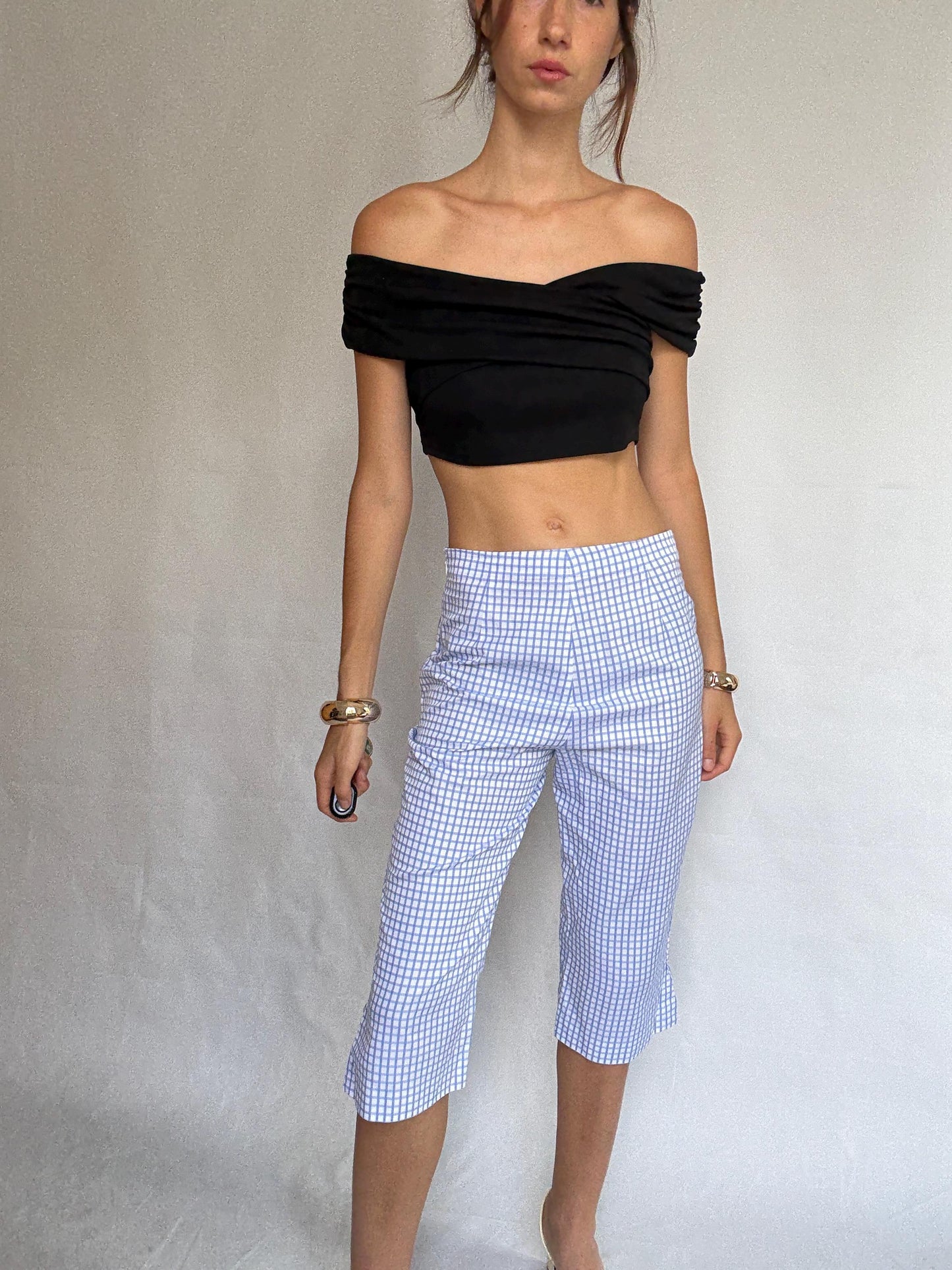 Burberry light blue checked cropped pants, 100% cotton, fitted waist, embroidered logo detail, vintage retro 80s, US S, casual streetwear