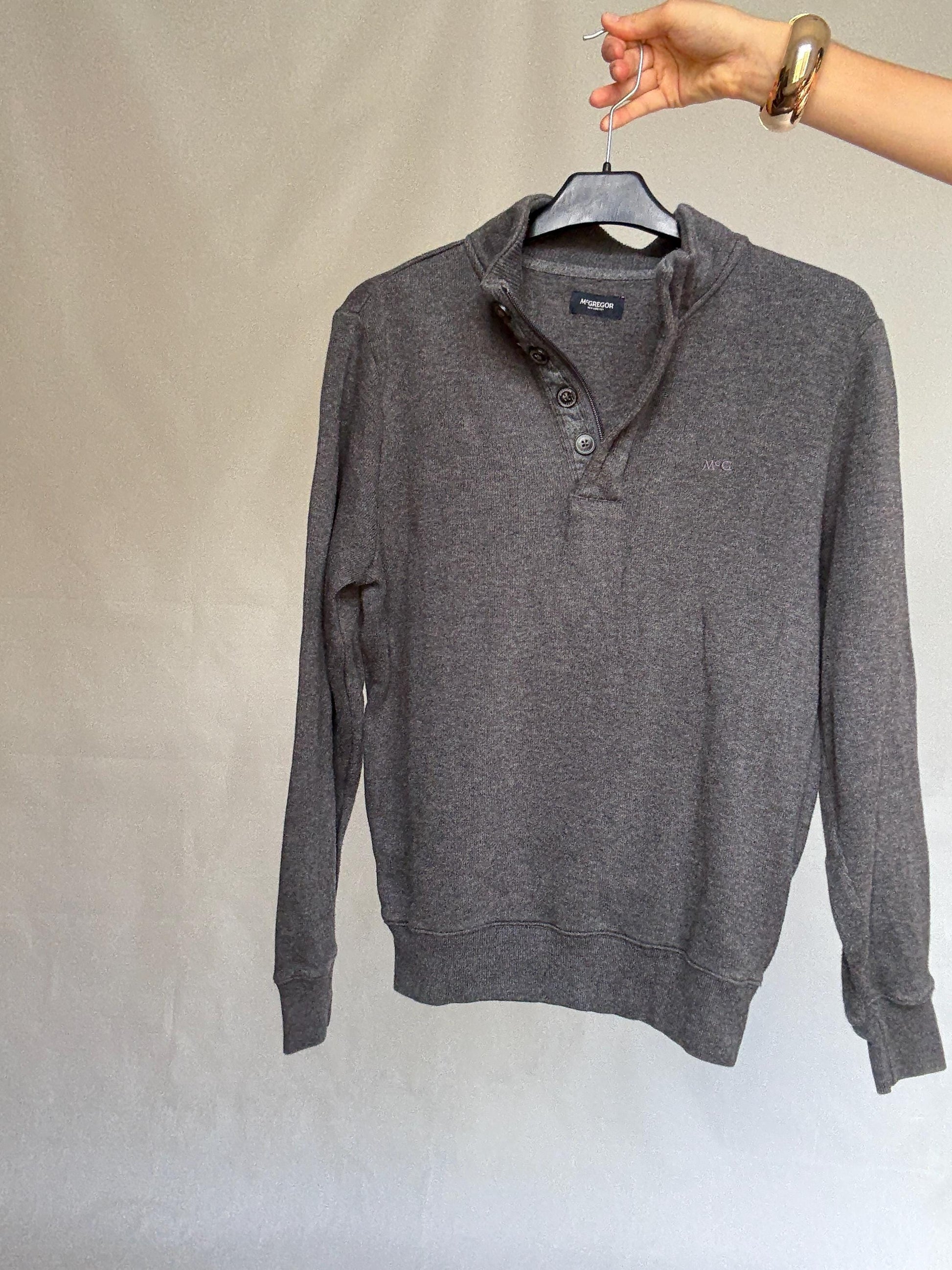 Dark gray McGregor pullover sweatshirt, cotton, classic fit, high button, up collar, ribbed cuffs and hem, casual, US M, streetwear