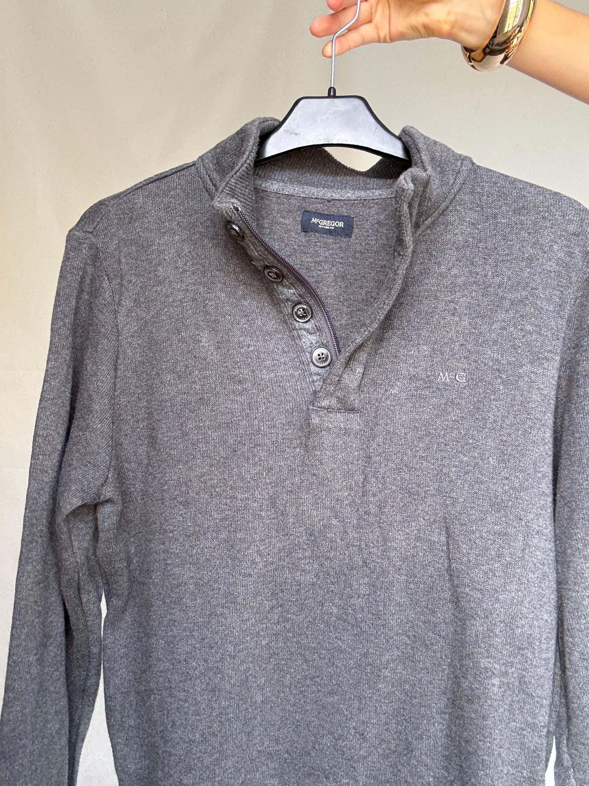 Dark gray McGregor pullover sweatshirt, cotton, classic fit, high button, up collar, ribbed cuffs and hem, casual, US M, streetwear