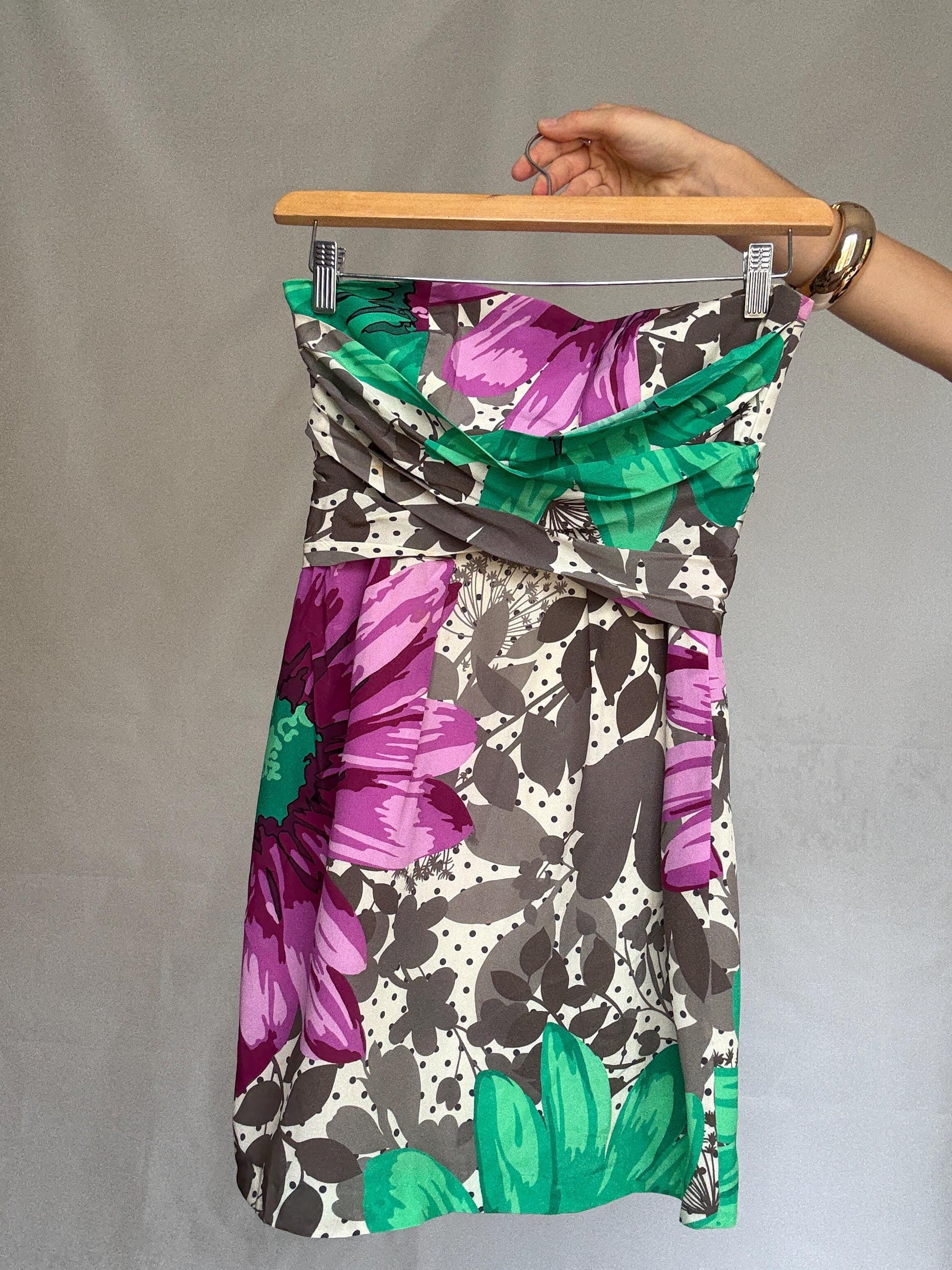 Paul & Joe Sister vibrant floral strapless dress, silk exterior, form, fitting silhouette, bold floral print, US L, chic summer style