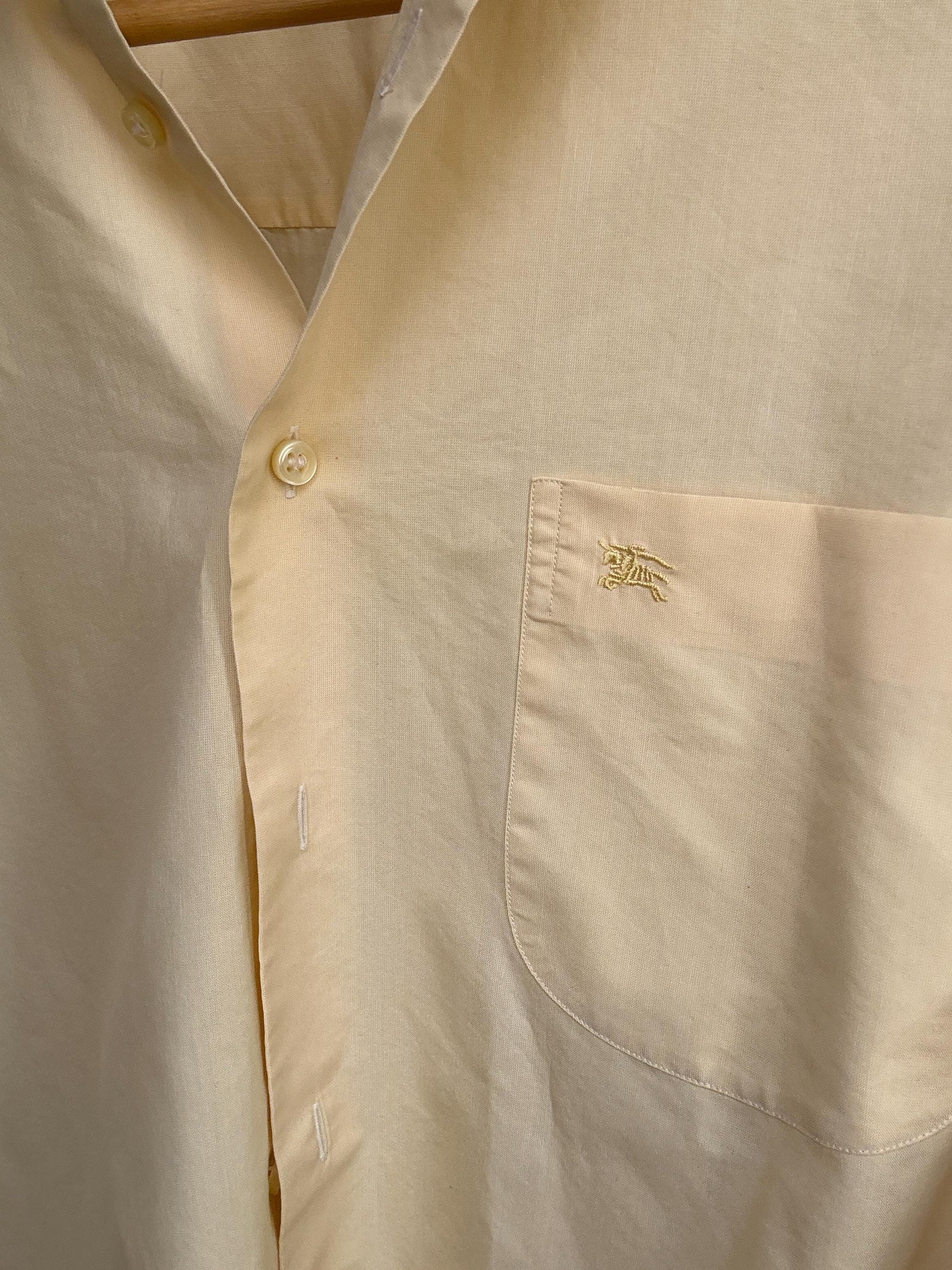 Burberry London beige button, up shirt, cotton feel, relaxed fit, embroidered logo detail, minimalist, US XL, casual layering piece, size XL
