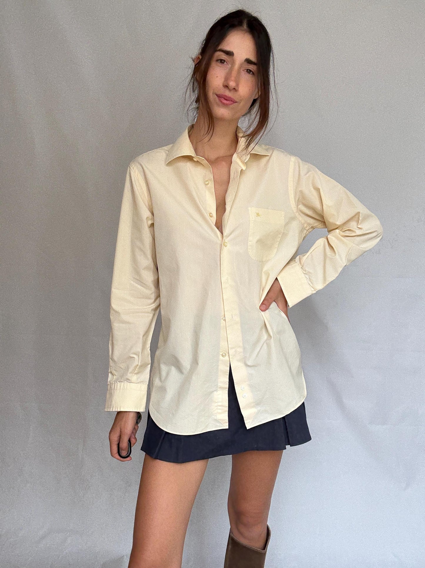 Burberry London beige button, up shirt, cotton feel, relaxed fit, embroidered logo detail, minimalist, US XL, casual layering piece, size XL