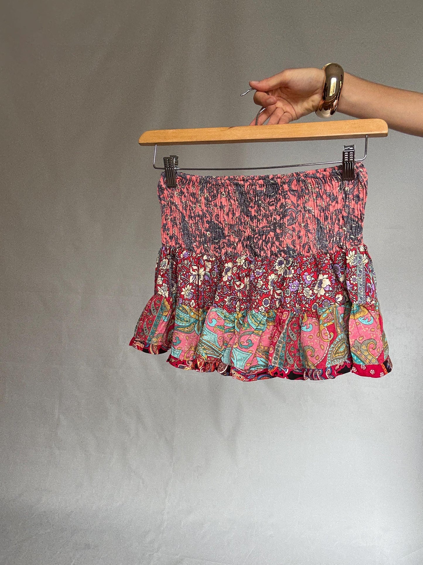 Bohemian patchwork sindia skirt, silk blend feel, high waist smocked band, tiered ruffle hem, bohemian festival vibe, US S, casual summer