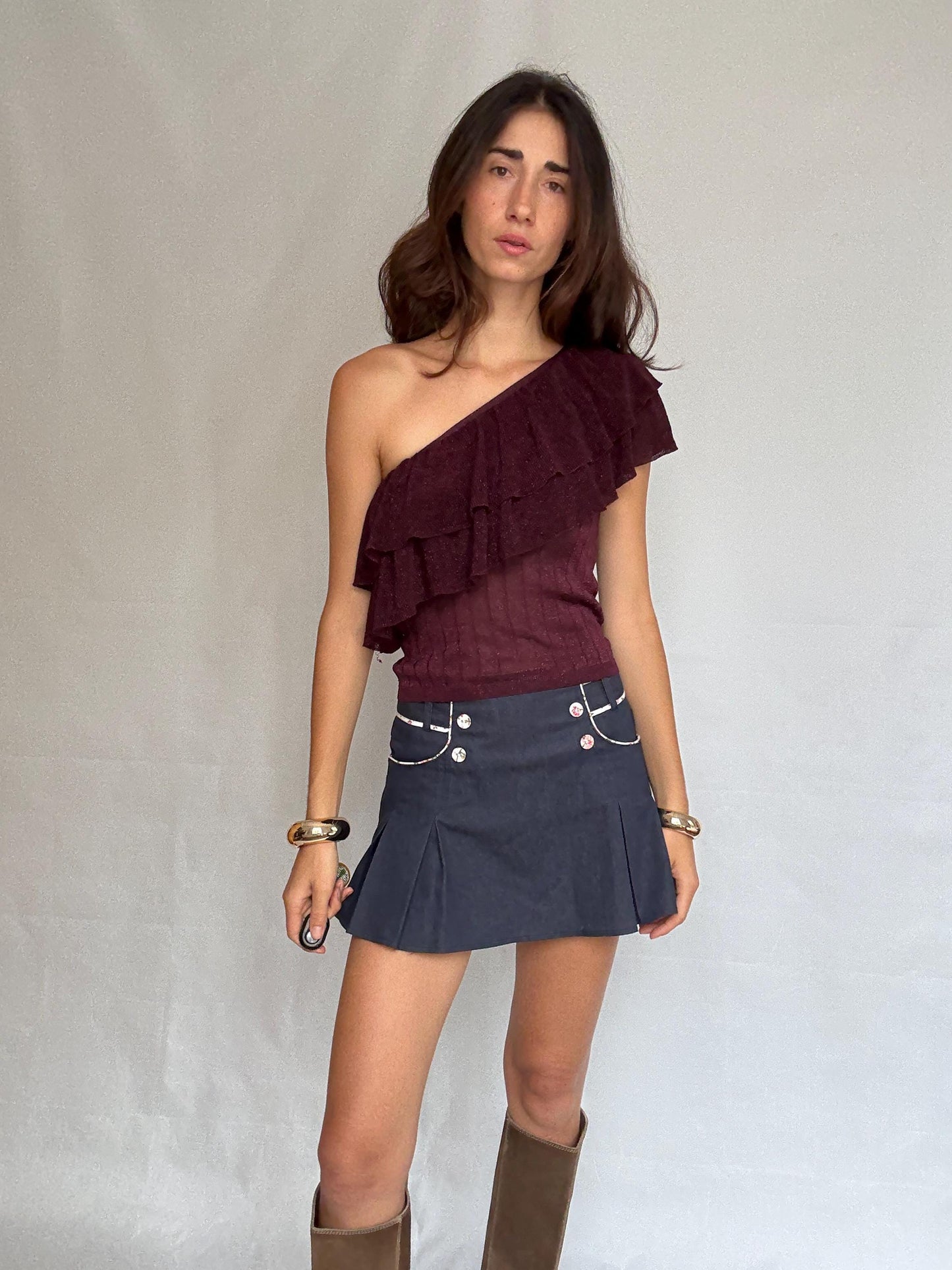 Vintage burgundy one, shoulder top, metallic ribbed knit feel, asymmetrical cut, ruffle detail, elegant chic vibe, US M, evening wear