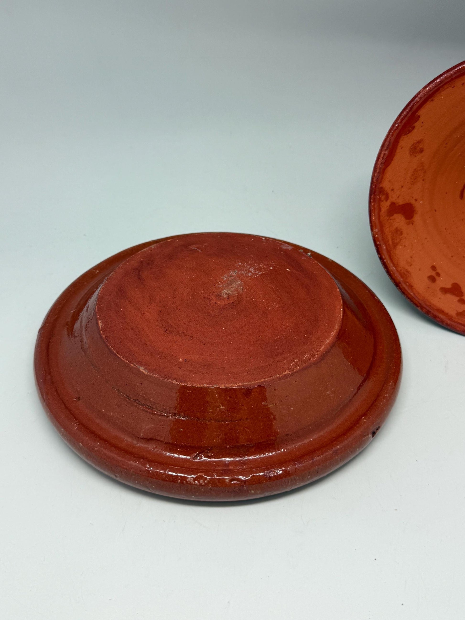 Handmade ceramic tagine, glazed finish, rustic appearance, cottagecore decor, unique kitchenware, Mediterranean charm, moroccan kitchen