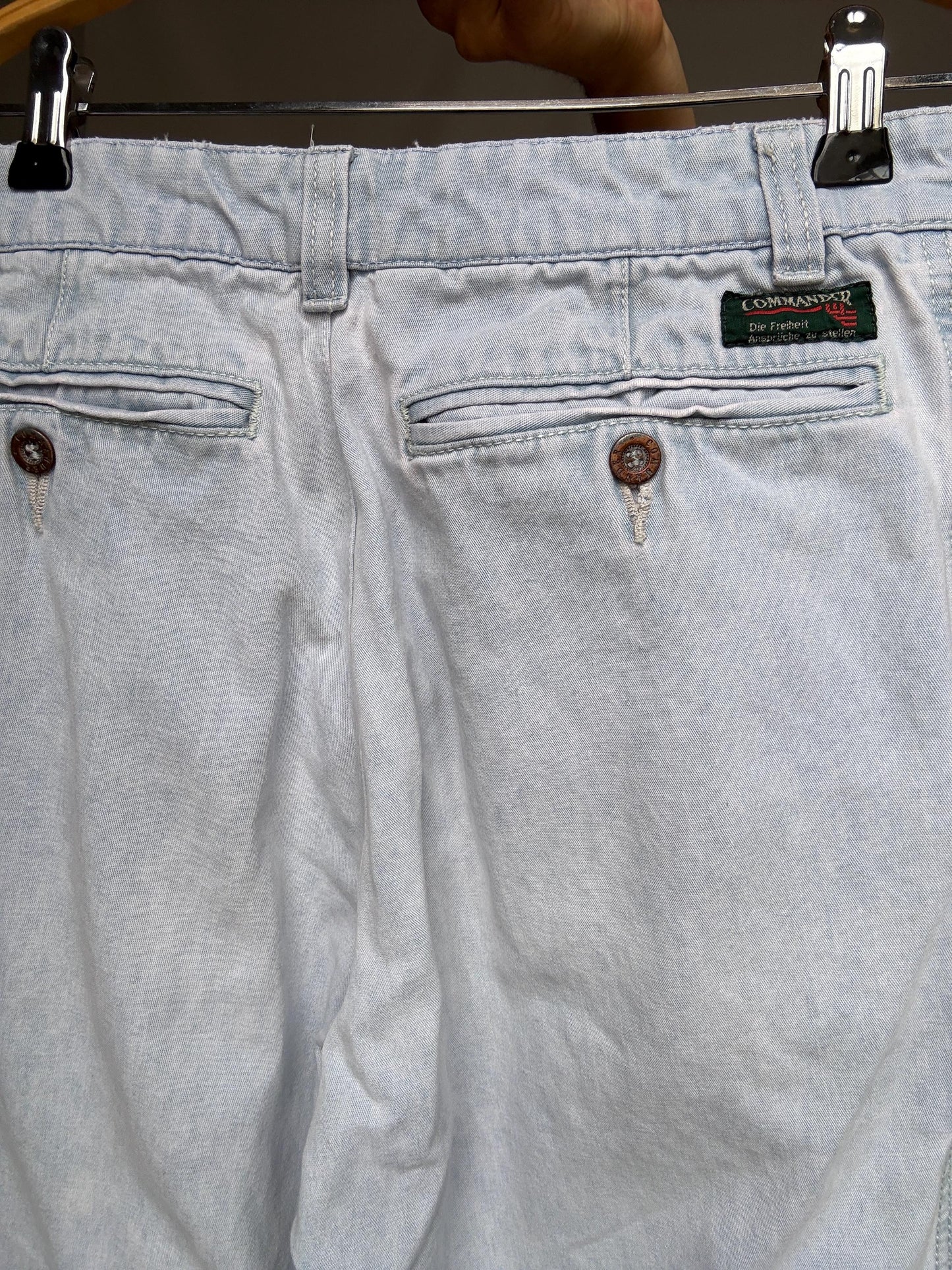 Commander indigo trousers, 100% cotton, relaxed fit, zipper closure, straight leg, retro 90s vibe, US S, casual versatility