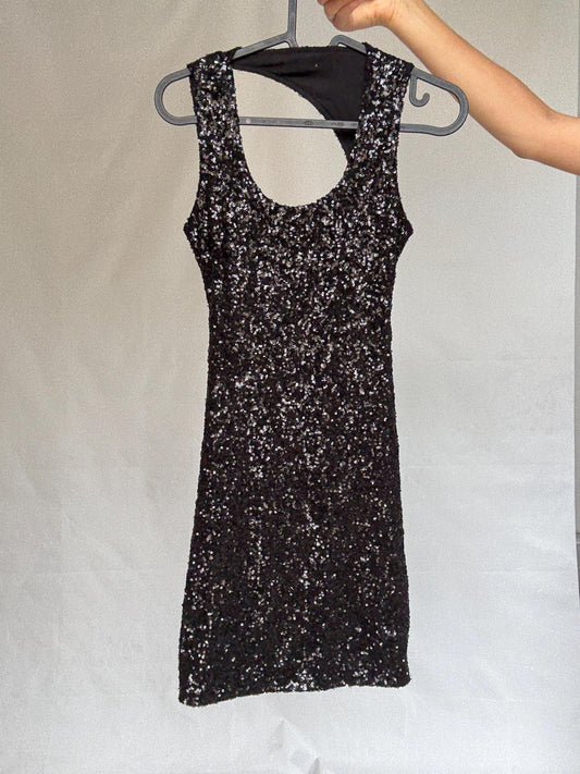 Sexy Black sequin mini dress with open back, Festive fitted hourglass figure silhouette, Assymetrical sparkly detail, y2k party glamour