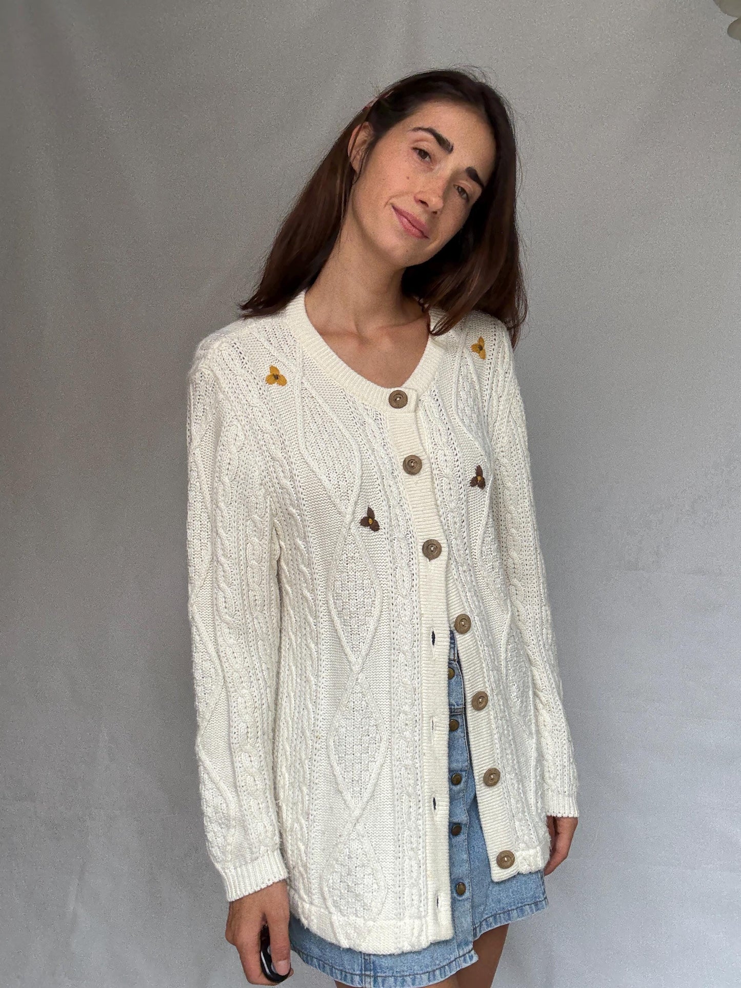 Vintage white cardigan with floral embroidery, Wool blend jumper, Cottagecore inspired Zooey Deschanel, US XL, cozy winter layering