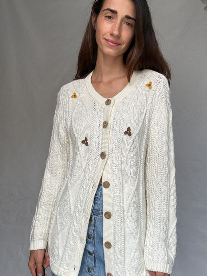 Floral Embroidered Vintage White Cardigan — detail