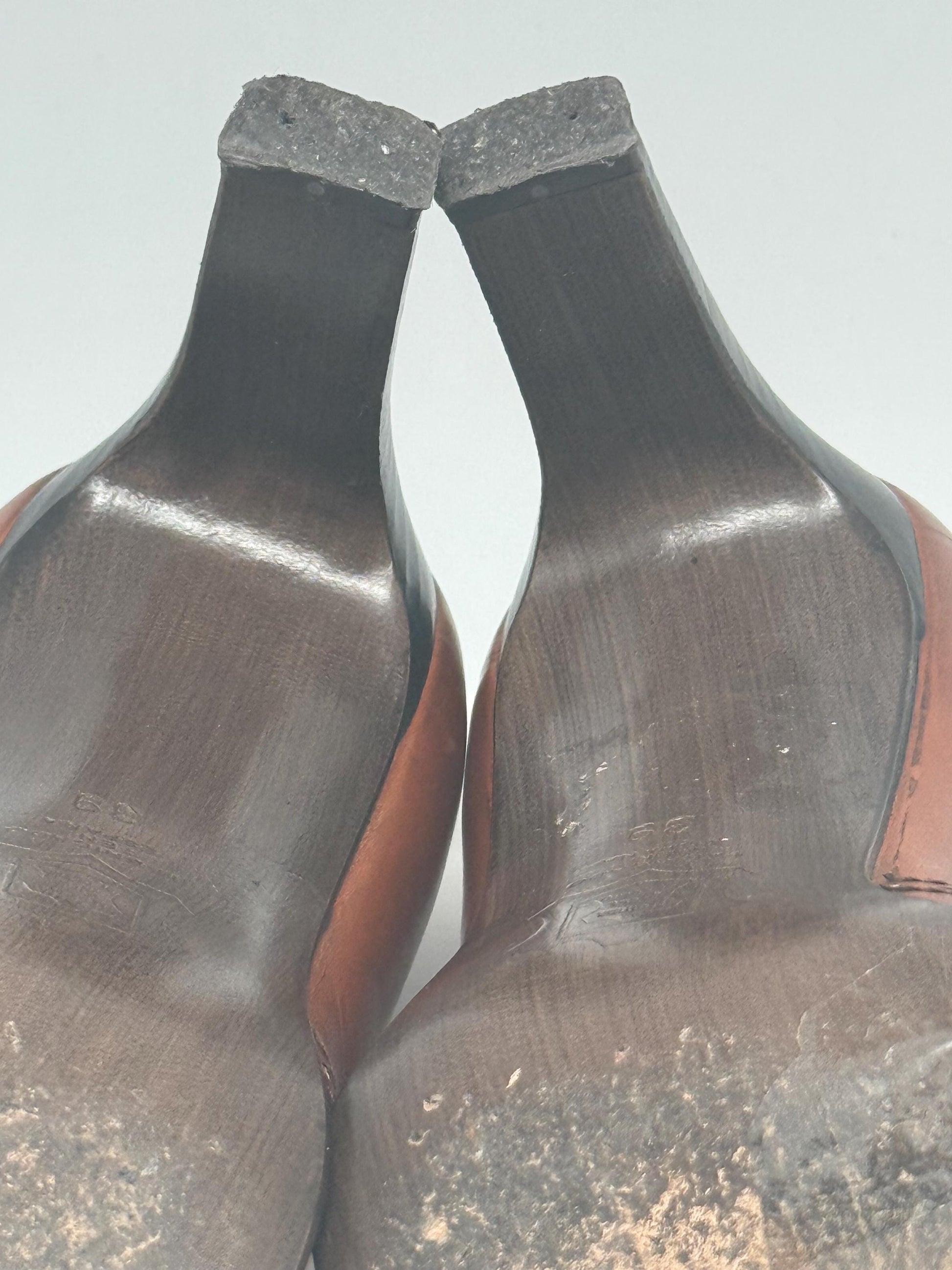 Vintage Balenciaga brown leather heels, genuine leather, classic pump, brogue detail, EU 39, US 8, evening elegance