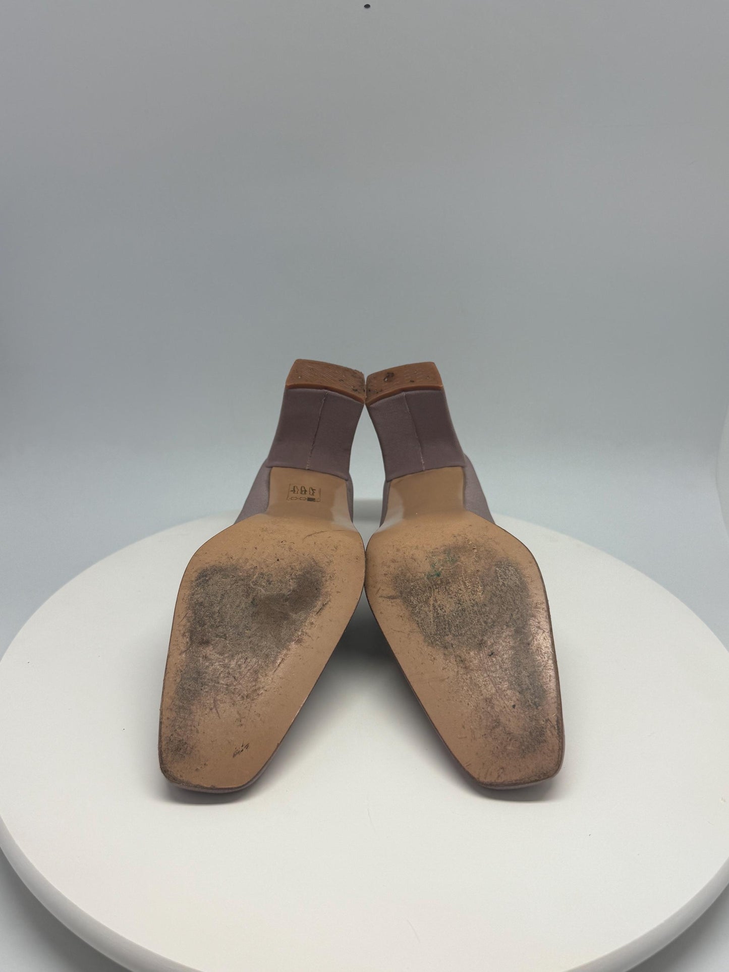 Pronovias purple heels, genuine leather, classic style, slight wear, elegant formal, EU 39, US 8, versatile use