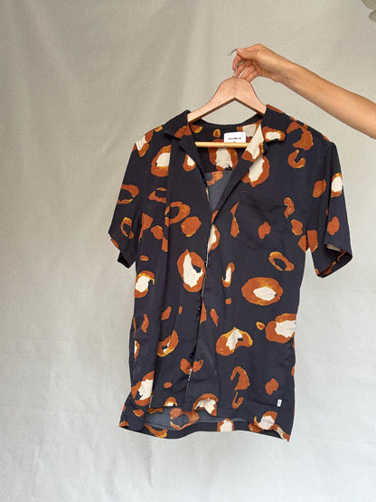 Vintage Abstract Print Button-Up Shirt — additional view 8