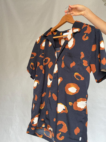 Vintage Abstract Print Button-Up Shirt — additional view 9