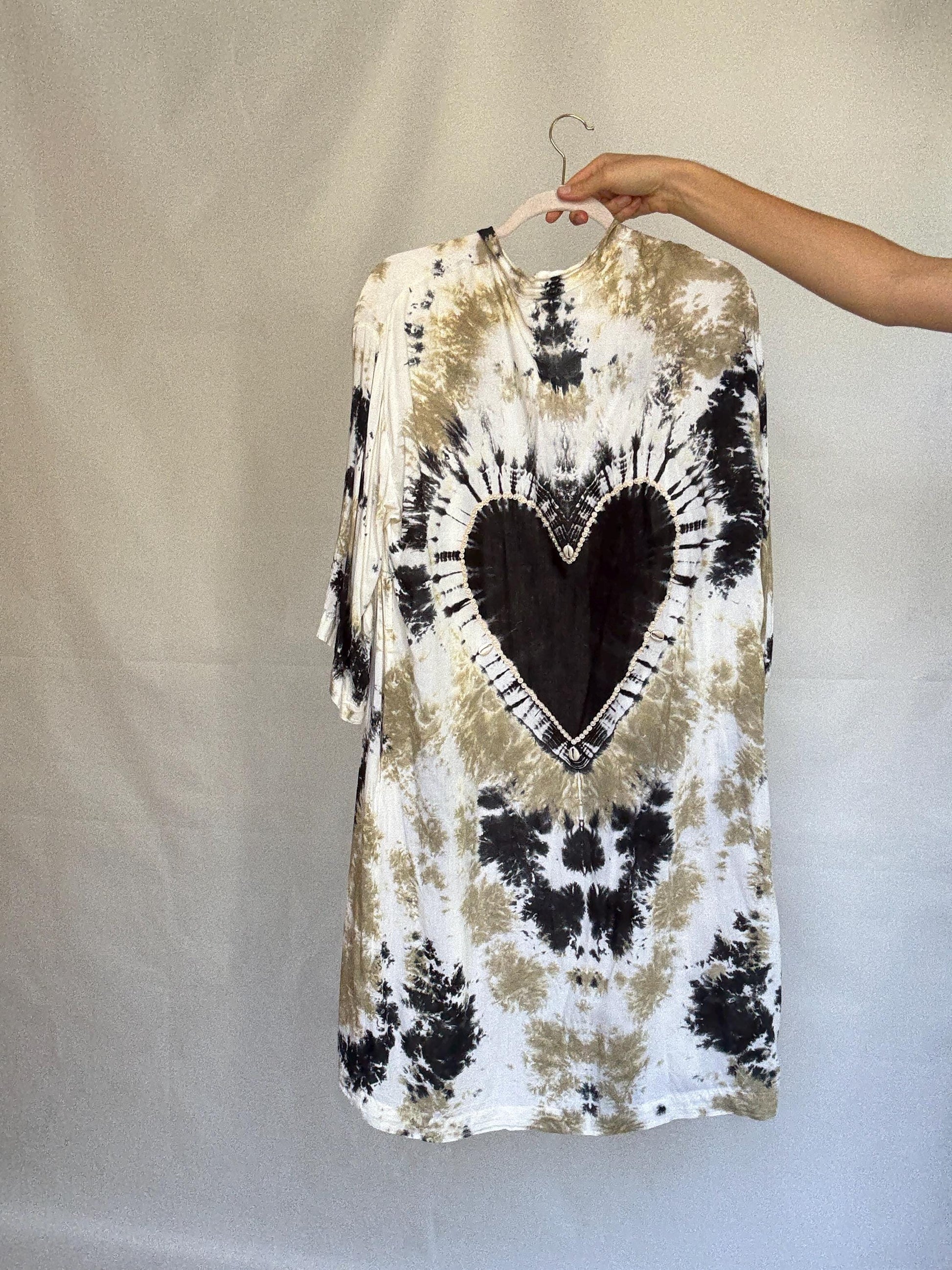 Mele Beach tie dye kimono robe, bohemian festival outfit , One size beach resort wear