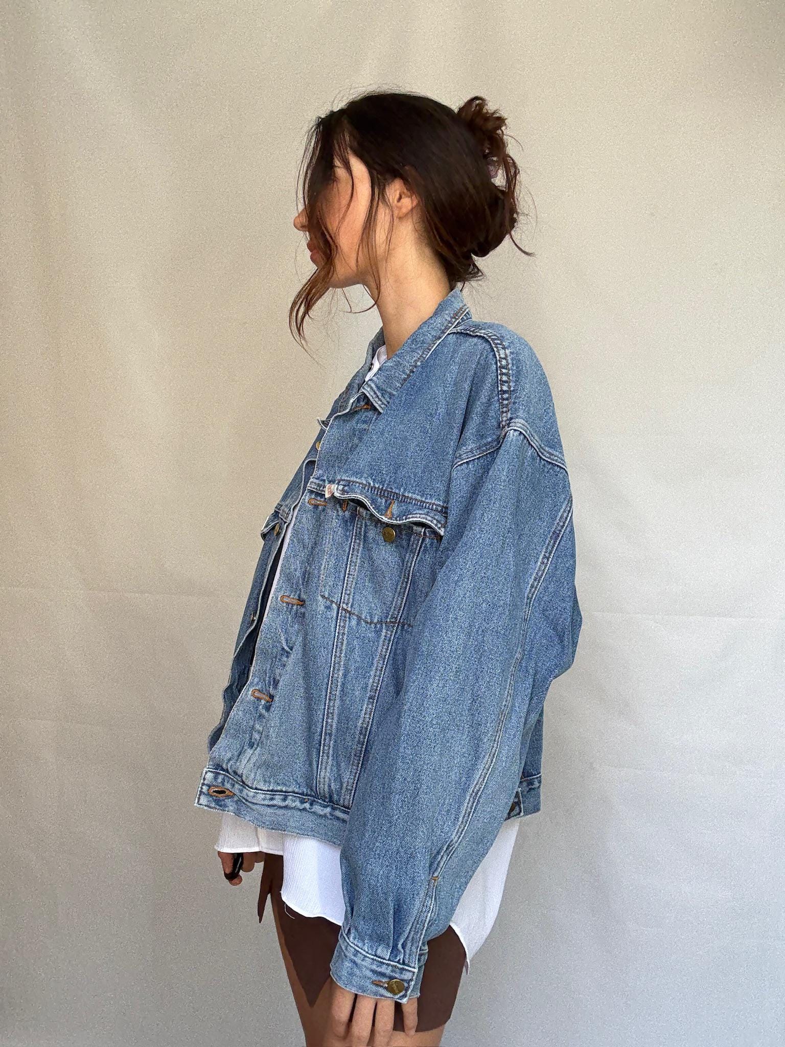 Vintage blue denim 80s jacket, Retro cool menswear, Oversized boyfriend clothing, Punk streetwear, retro 90s Kristen Stewart vibe, US XL