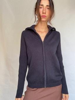 Dark Blue Cotton Cardigan Vest — detail
