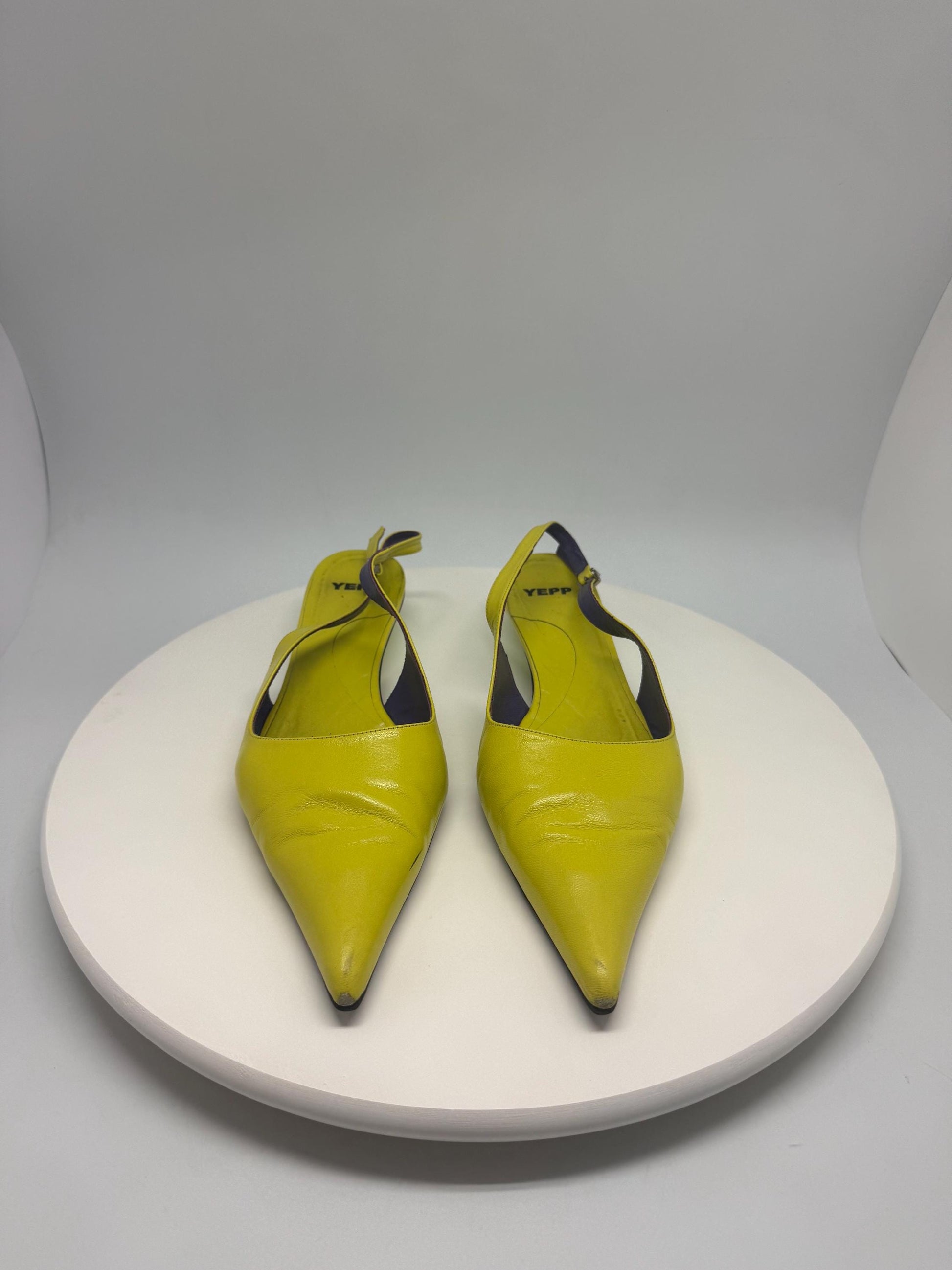 Y2K lime green heels, pointed toe, slingback style, EU 41, retro 2000s Kylie Minogue vibe, party statement shoes
