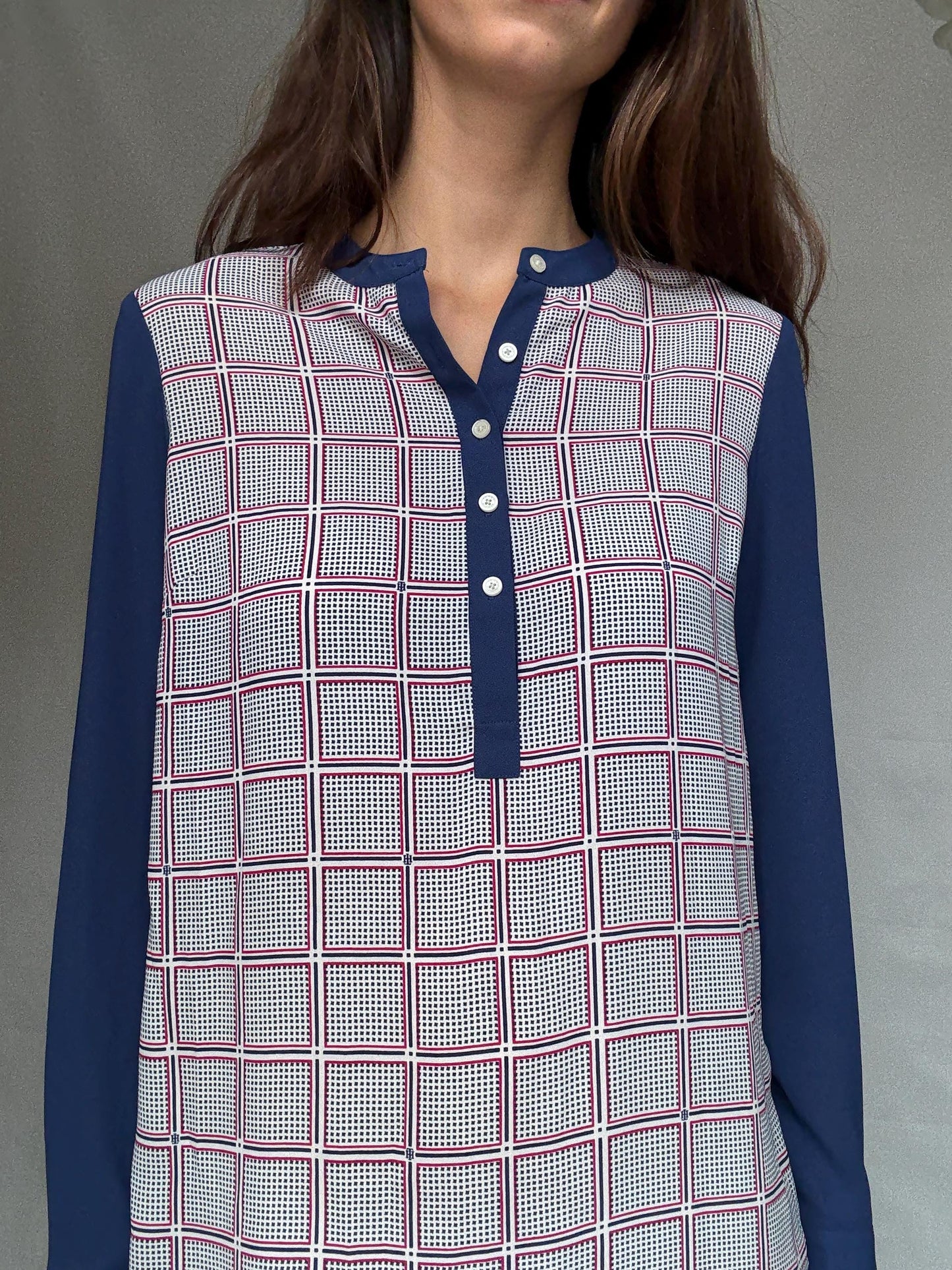 Tommy Hilfiger red and blue checkered dress, Lightweight summer dress, Loose fit casual streetwear, Size 4