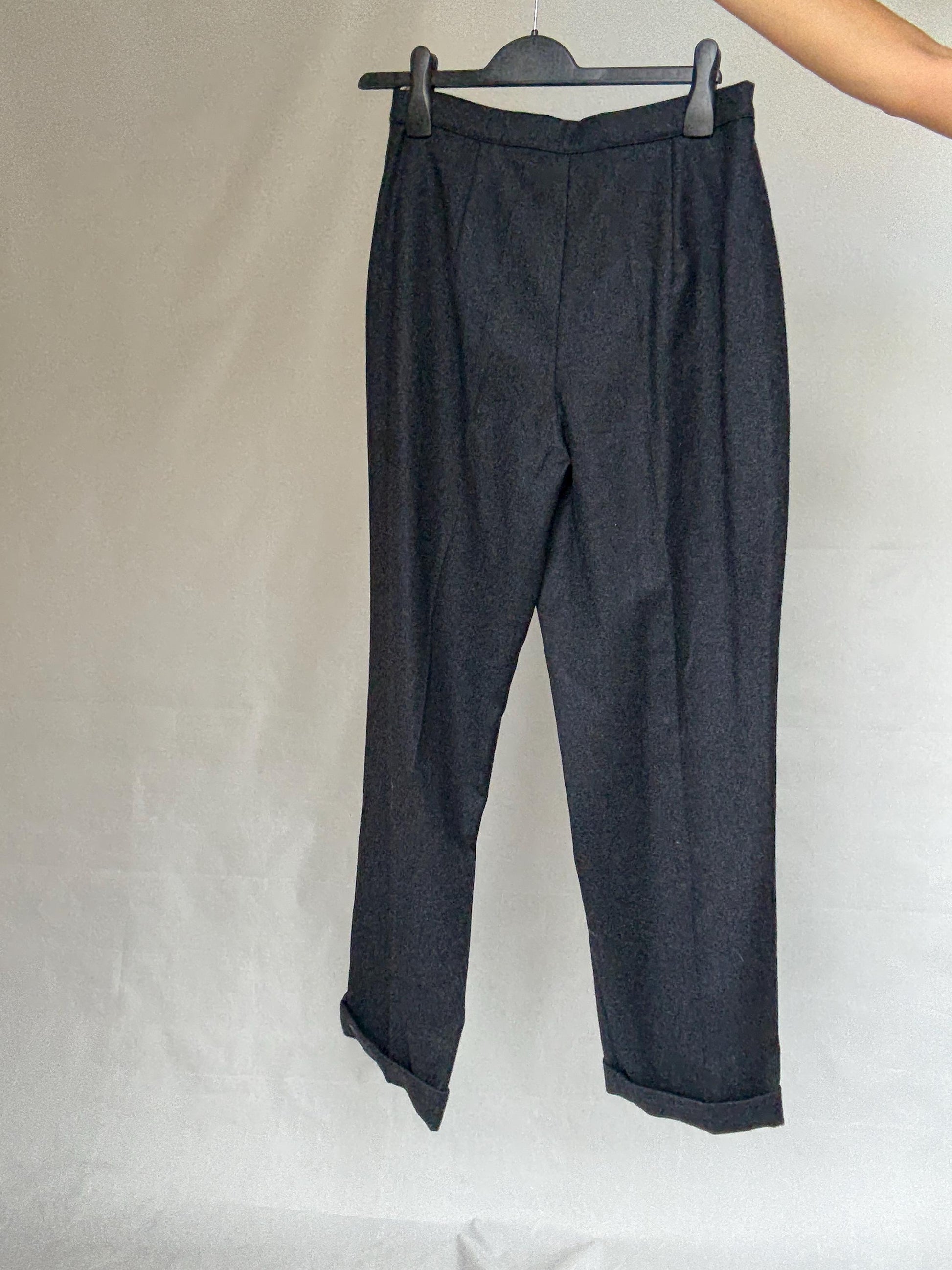 Vintage dark blue wool pants made in Italy, high waist straight leg 100 % virgin wool trousers, Smart academia aesthetic, US M, office chic