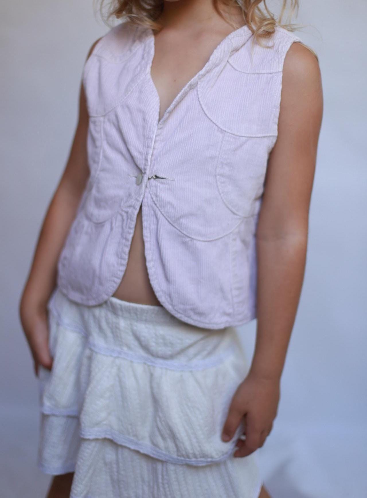 Lavender corduroy vest, tailored fit, scalloped edge, casual elegance, US 6 (kids), versatile layering piece