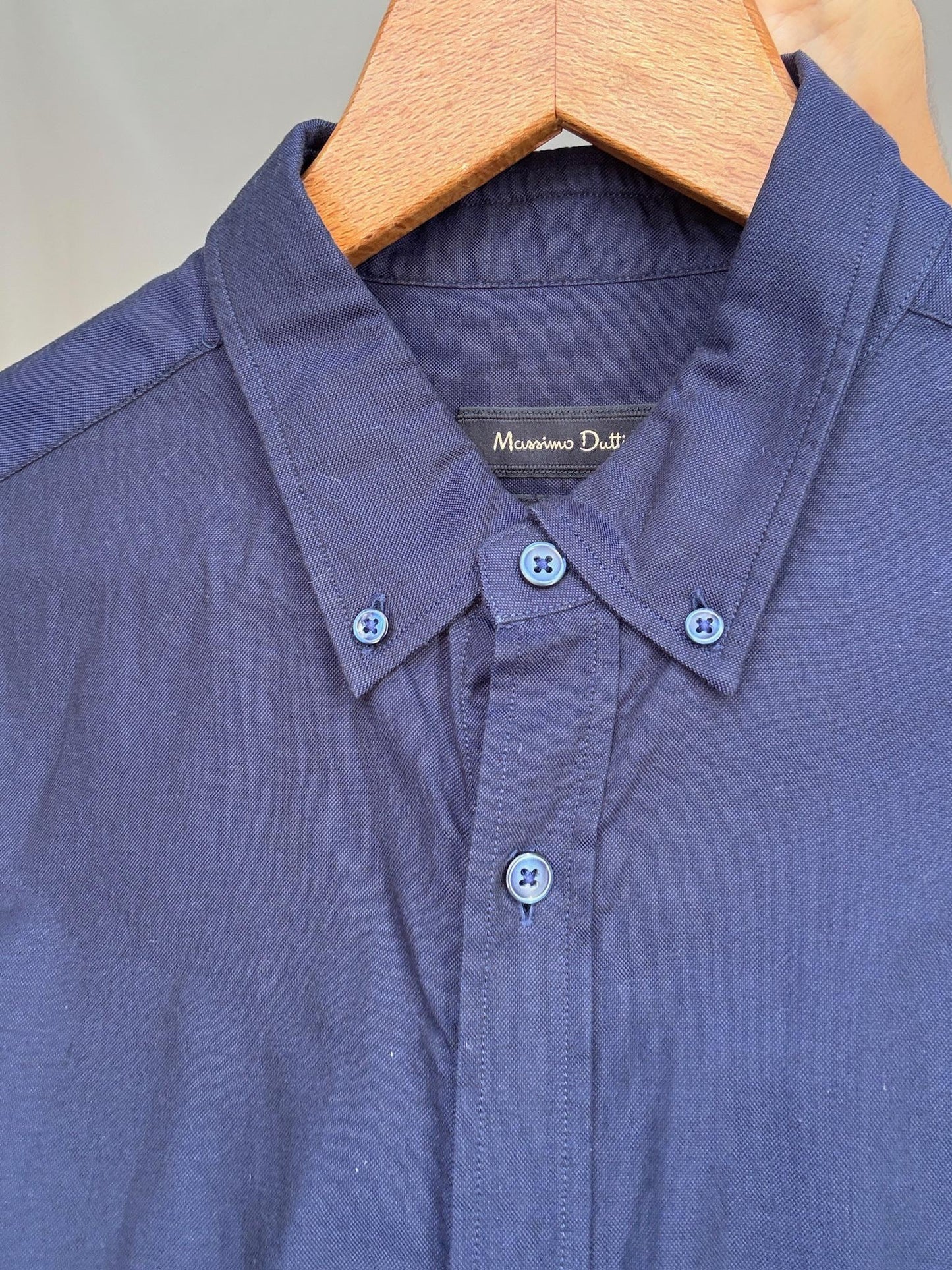 Massimo Dutti dark blue button up shirt, classic fit, minimalist chic, US XL, office casual