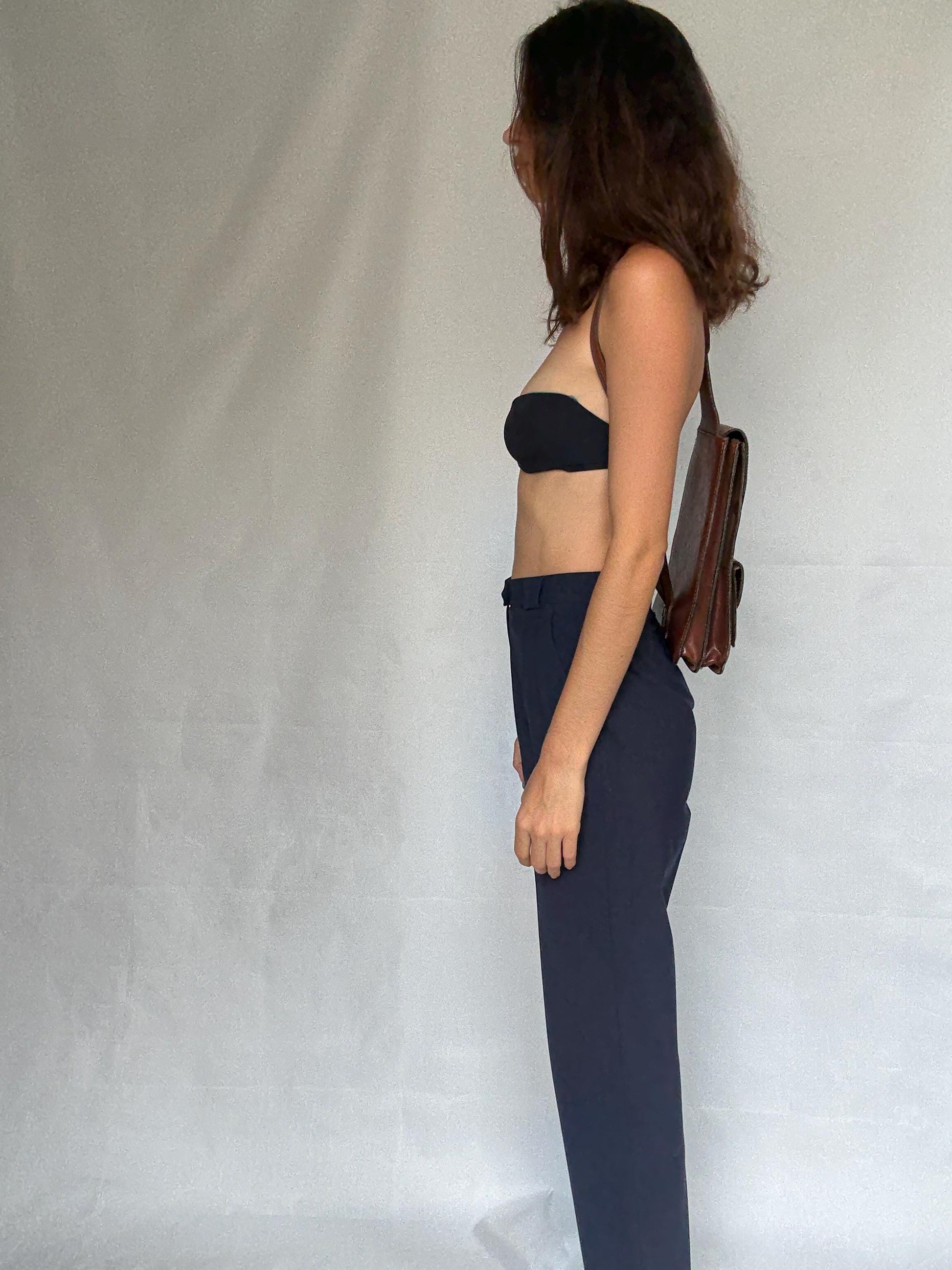 L'artigiano Italian leather backpack, genuine leather, convertible design, zip convertible strap, minimalist old, money vibe, versatile use