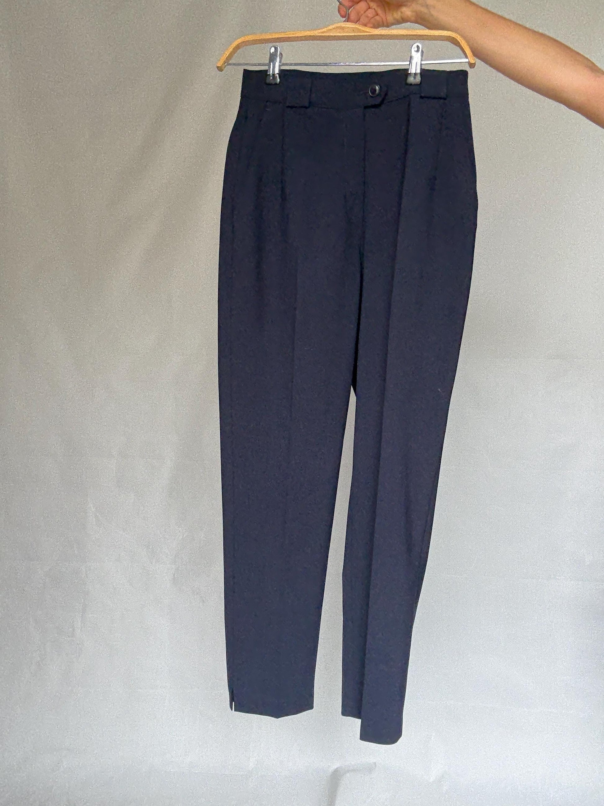 Rosner dark navy blue high waist pants, wool blend tailored fit trousers, Luxe minimalist chic woman trousers, Dark academia aesthetic, US S