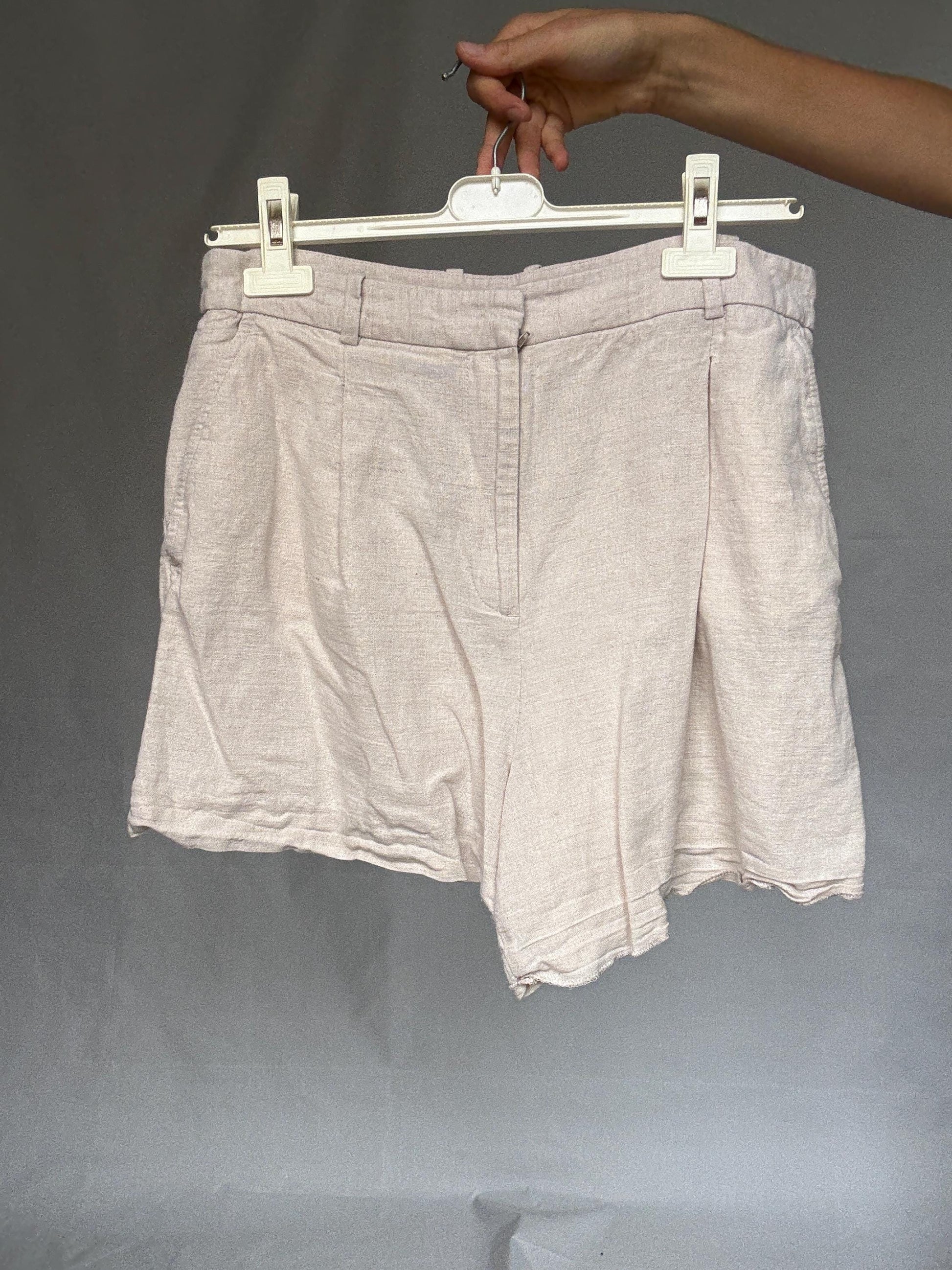 Vintage light beige shorts, earthy tone,US M, casual summer wear