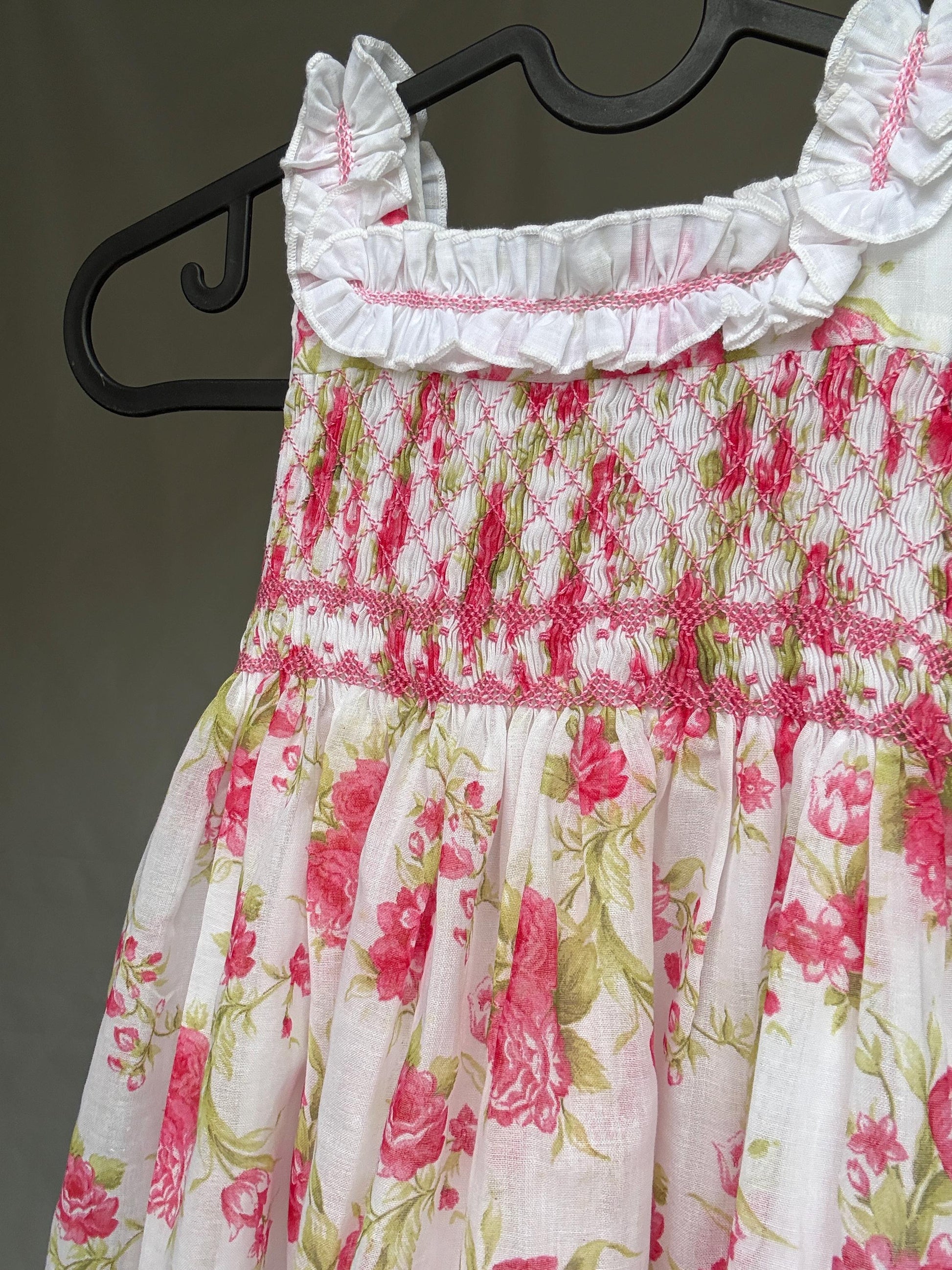 Miranda Andujar floral girl dress, cotton blend, sleeveless smock style with bow accent, cottagecore charm, US 24M, spring picnic, size XXL