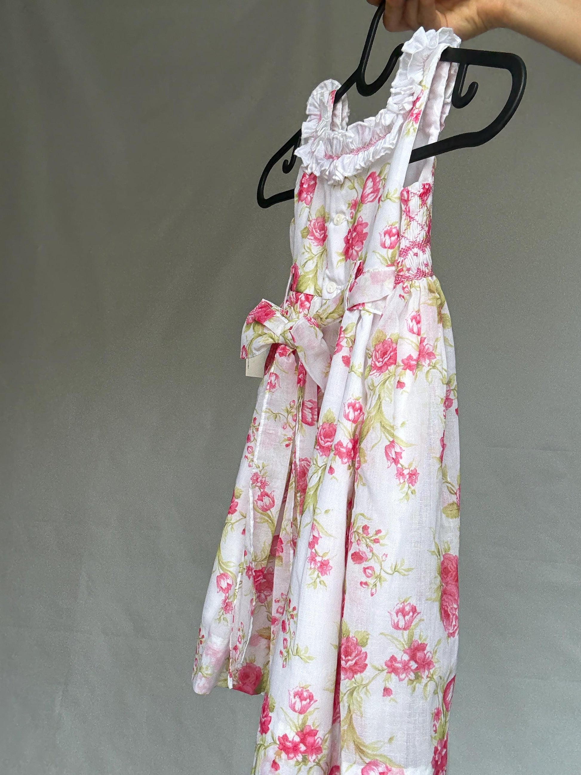 Miranda Andujar floral girl dress, cotton blend, sleeveless smock style with bow accent, cottagecore charm, US 24M, spring picnic, size XXL