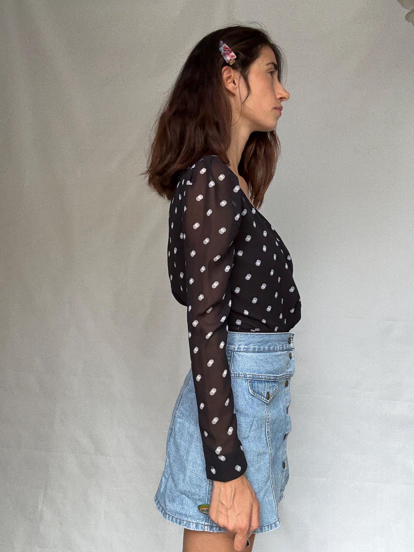 Guess Los Angeles black polka dot bodysuit, v neck top, sheer sleeves, back zipper, elegant, US XS, evening chic