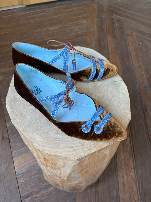Glittery velvet flats, size 41, made in Spain, Brown & blue party shoes by DLYF – magical statement pair!
