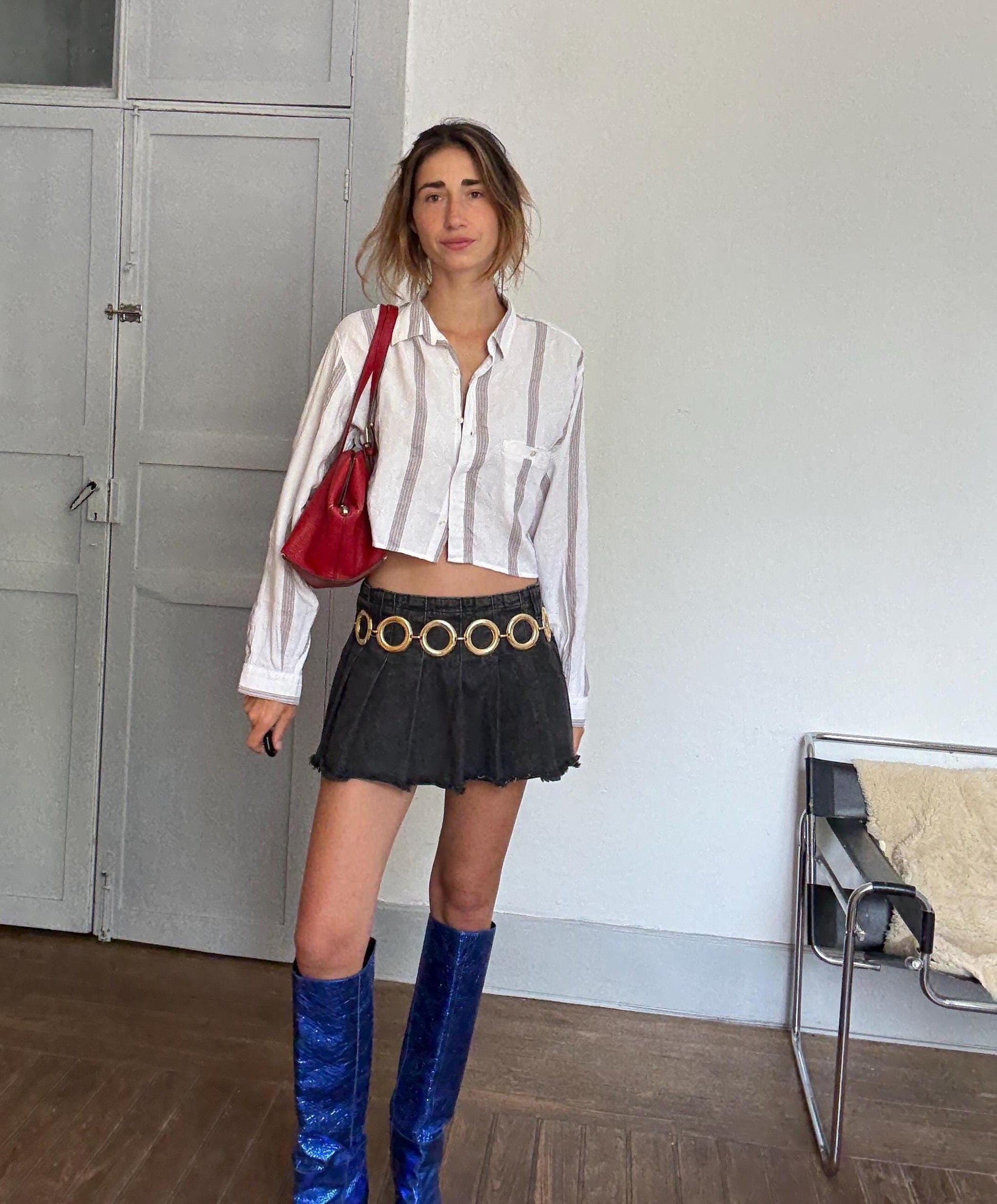 Reworked Cropped Button-Up Shirt – Vintage Rivela in Textured Striped Fabric, Upcycled from Menswear, Soft Linen Feel, Size M