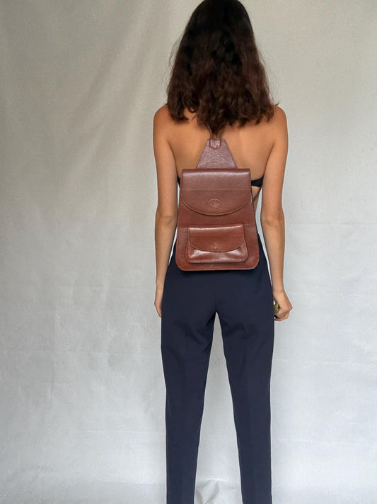 L'artigiano Italian leather backpack, genuine leather, convertible design, zip convertible strap, minimalist old, money vibe, versatile use