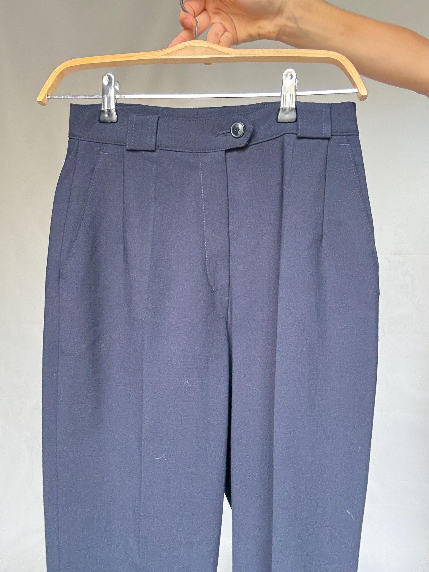 Rosner dark navy blue high waist pants, wool blend tailored fit trousers, Luxe minimalist chic woman trousers, Dark academia aesthetic, US S