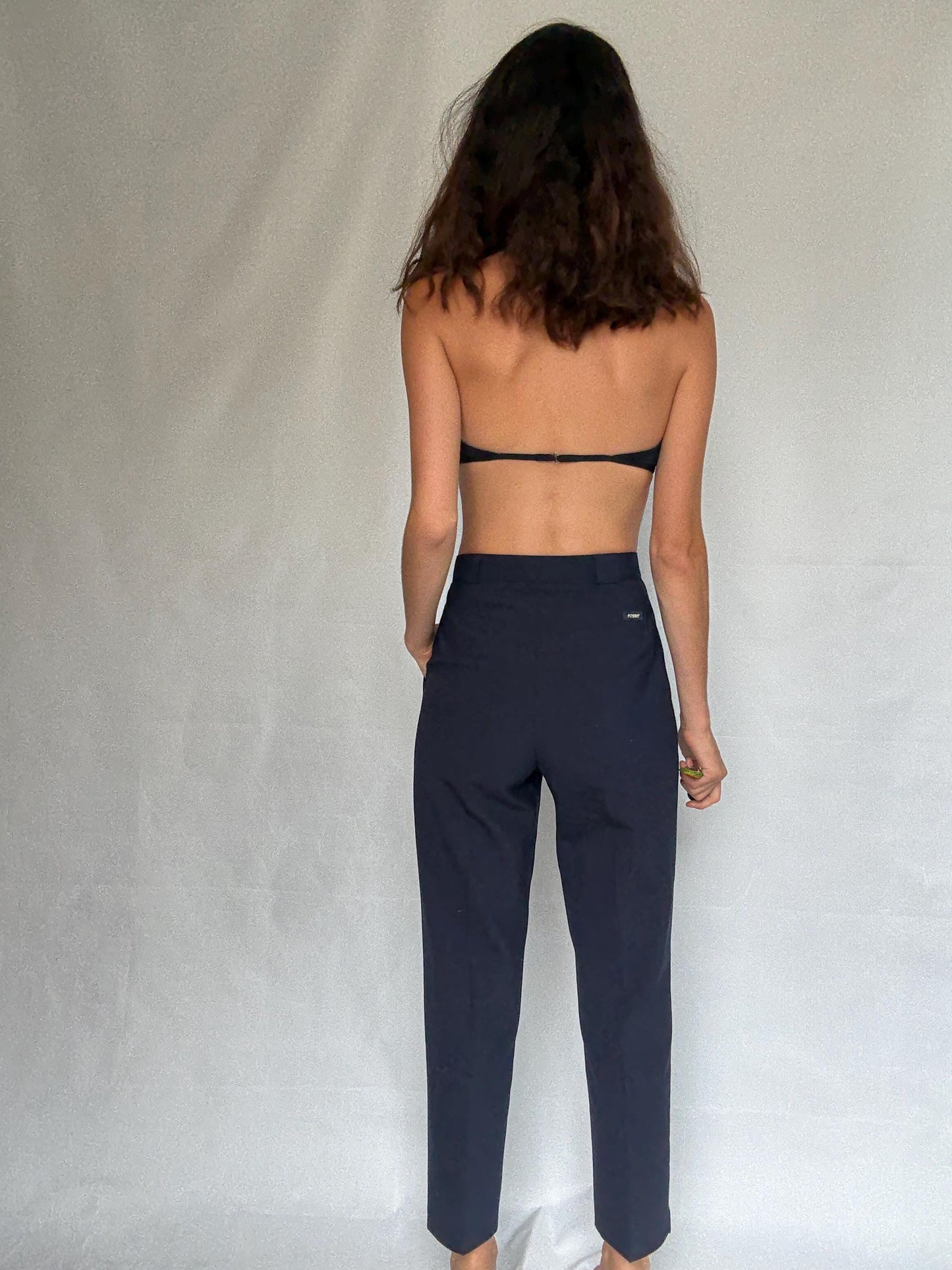 Rosner dark navy blue high waist pants, wool blend tailored fit trousers, Luxe minimalist chic woman trousers, Dark academia aesthetic, US S